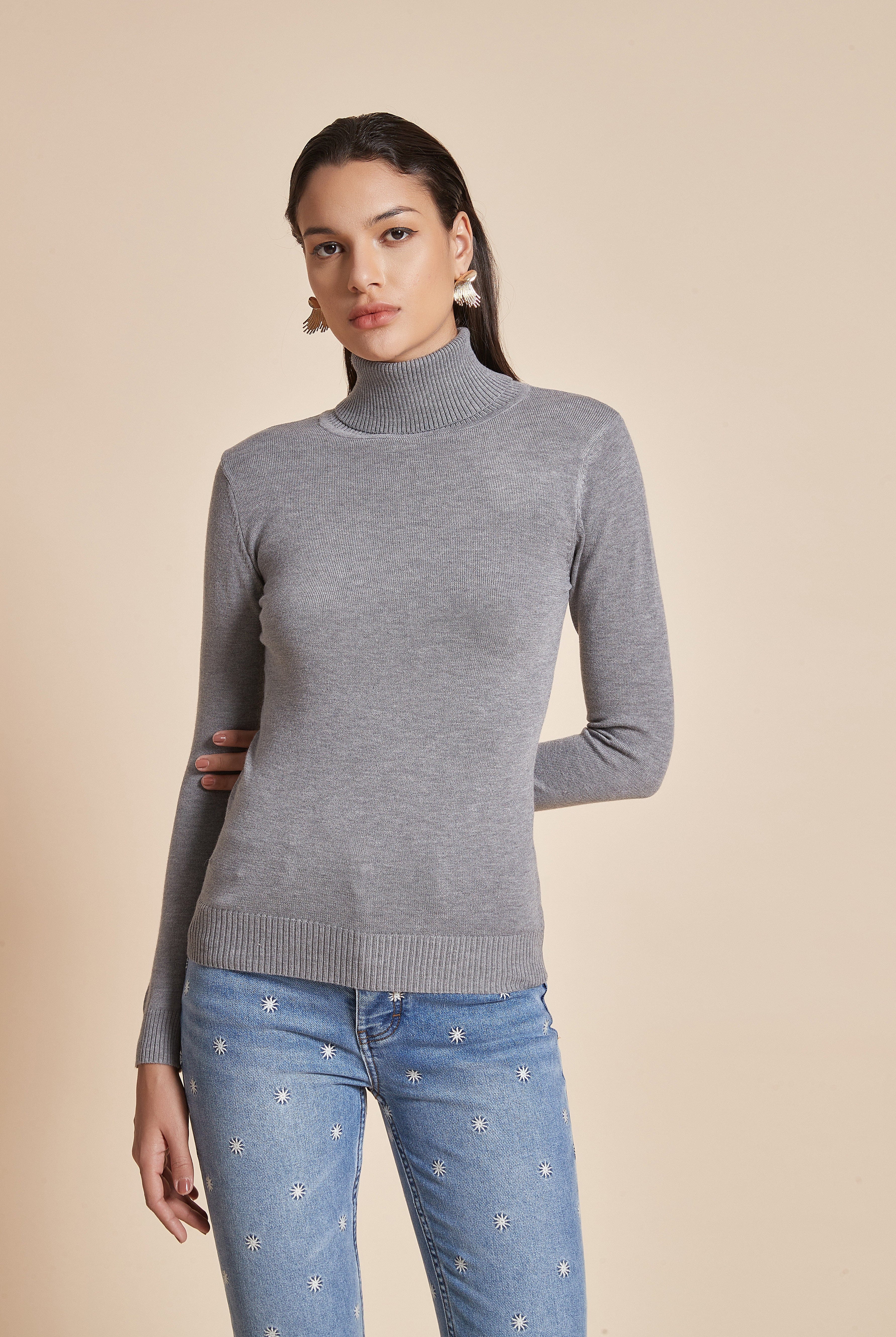 يولا بلوزة نسائية سادة برقبة عالية وأكمام طويلة