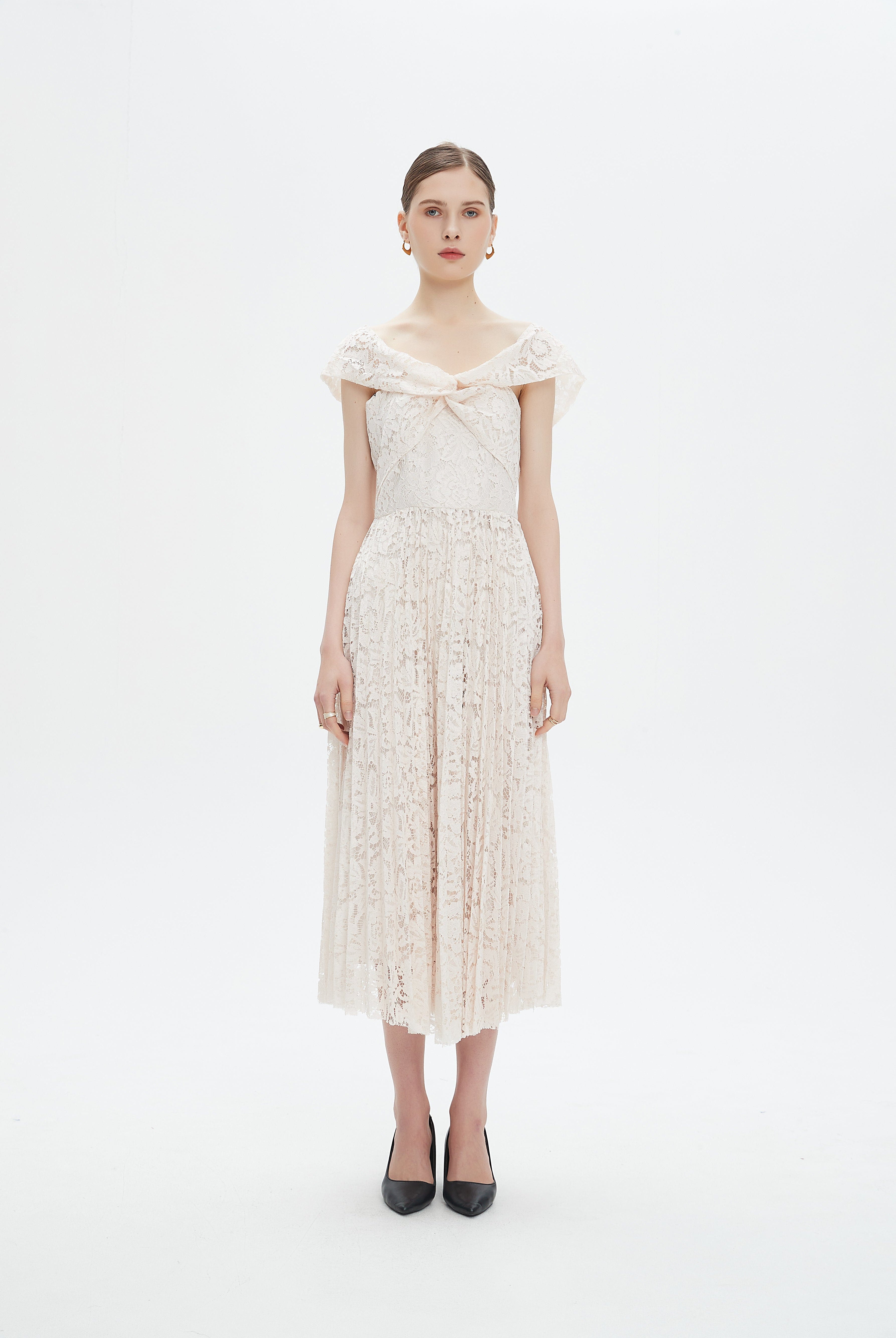 نتشي فستان ميدي بأكمام قصيرة دانتيل مخرم نسائي