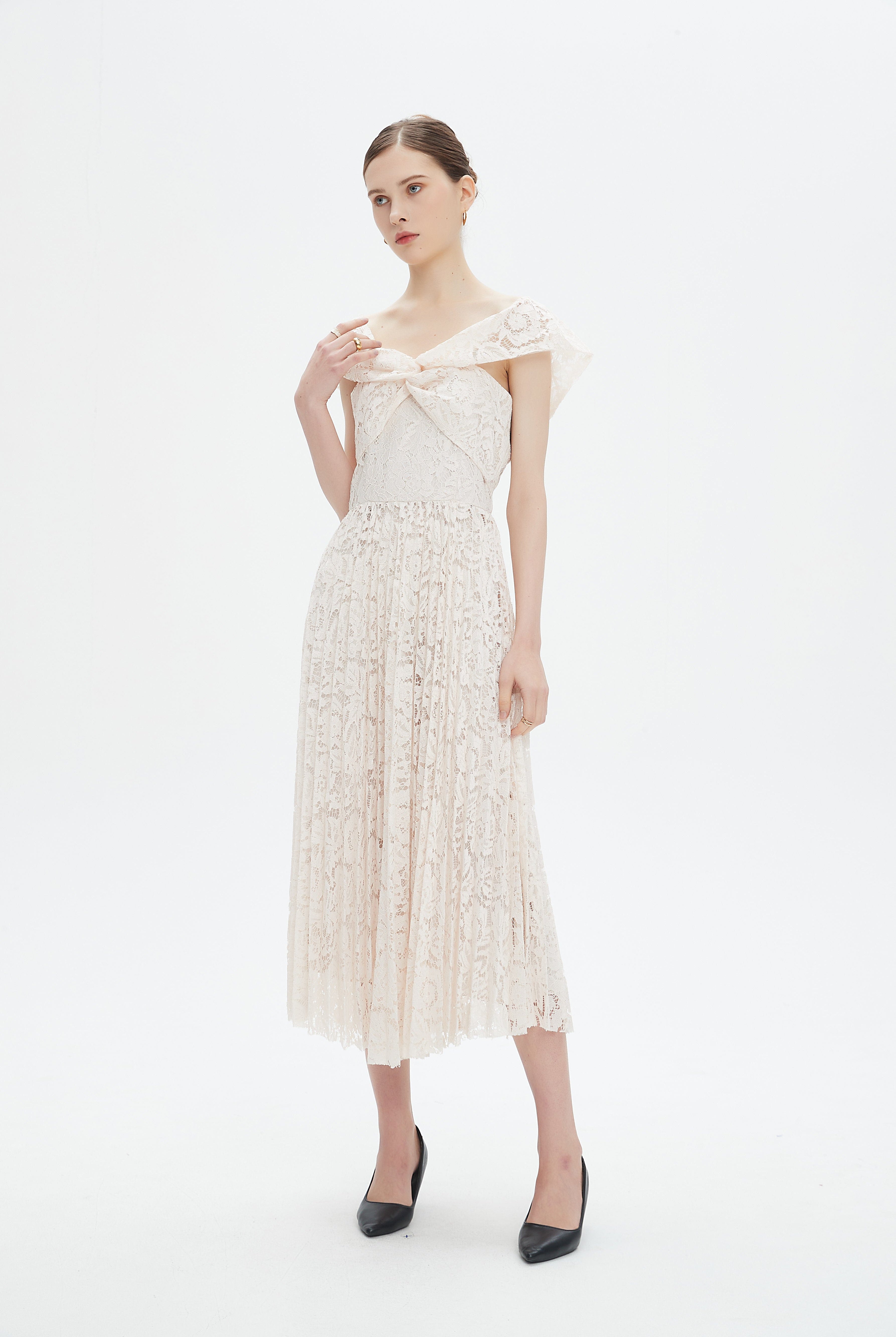 نتشي فستان ميدي بأكمام قصيرة دانتيل مخرم نسائي