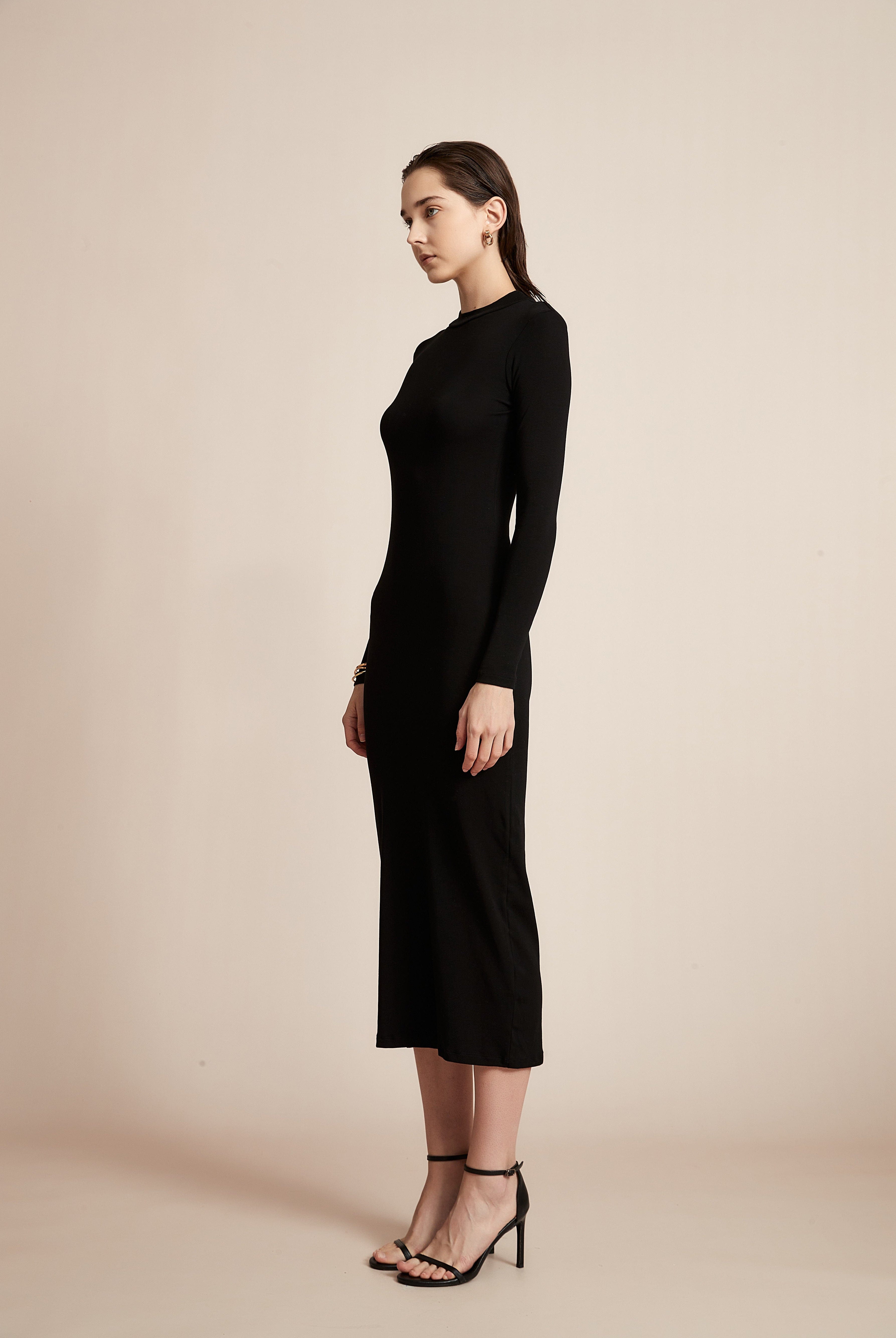 يولا فستان نسائي سادة بكم طويل للدوام