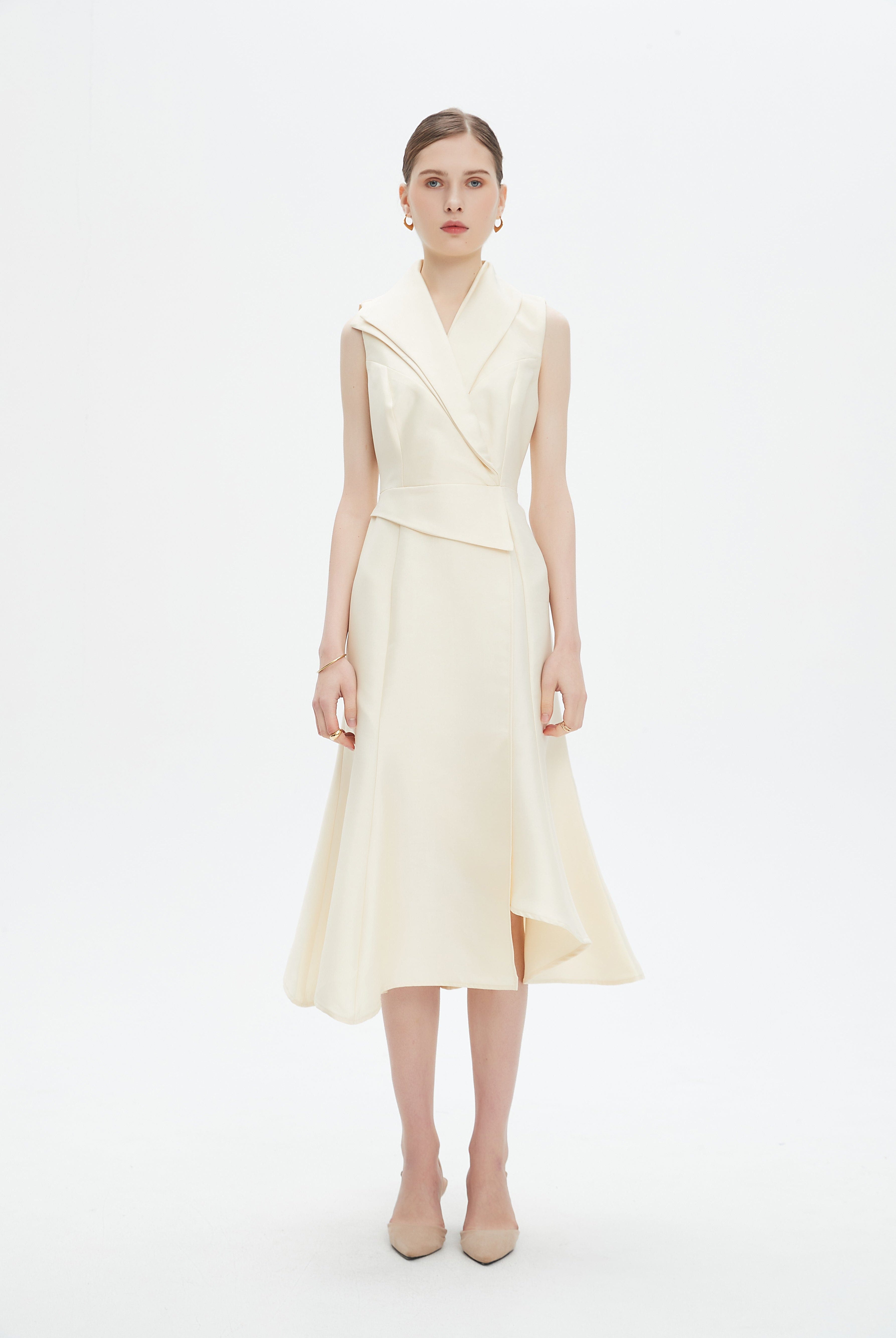 نتشي فستان ميدي بدون أكمام لف بياقة عريضة