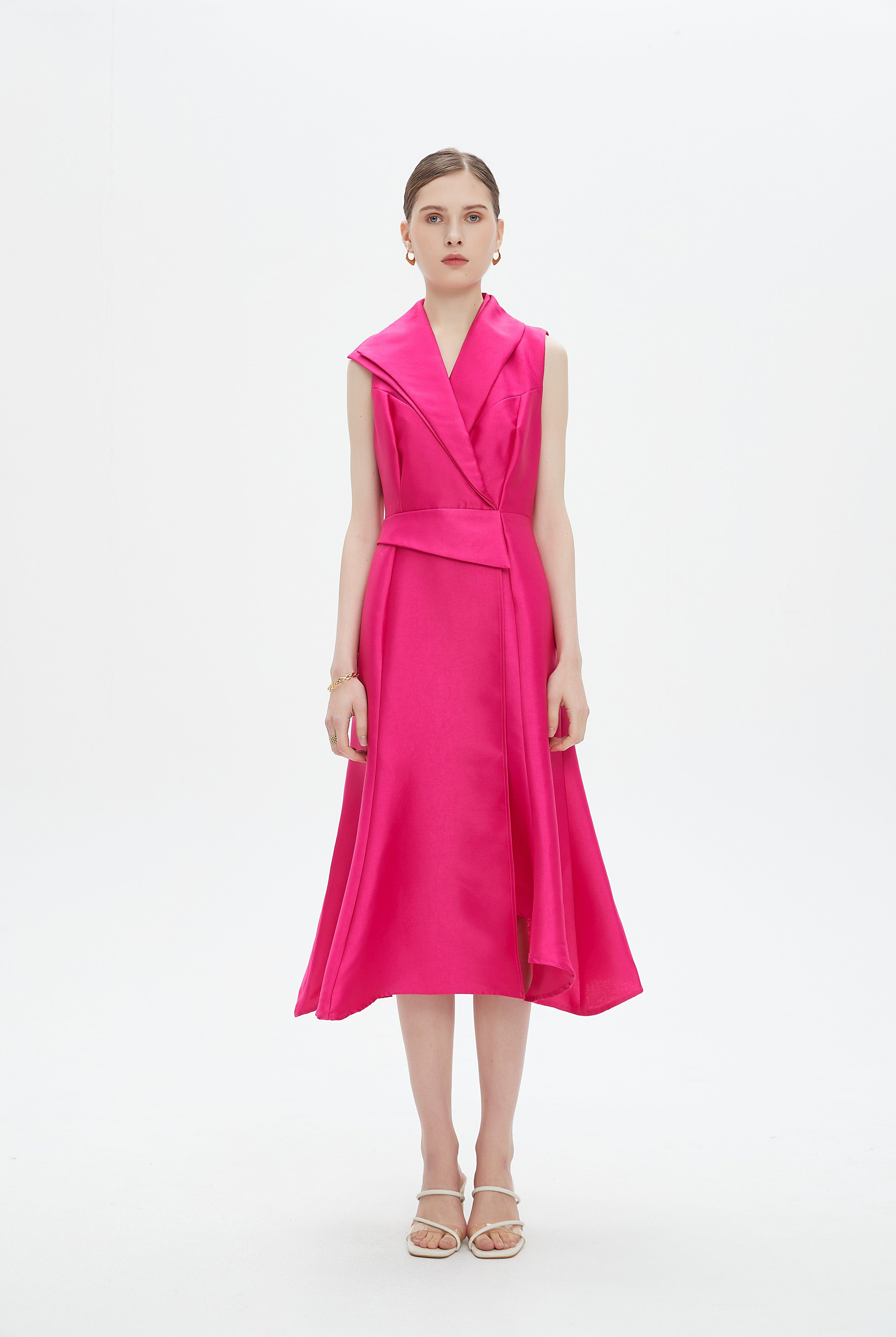 نتشي فستان ميدي بدون أكمام لف بياقة عريضة