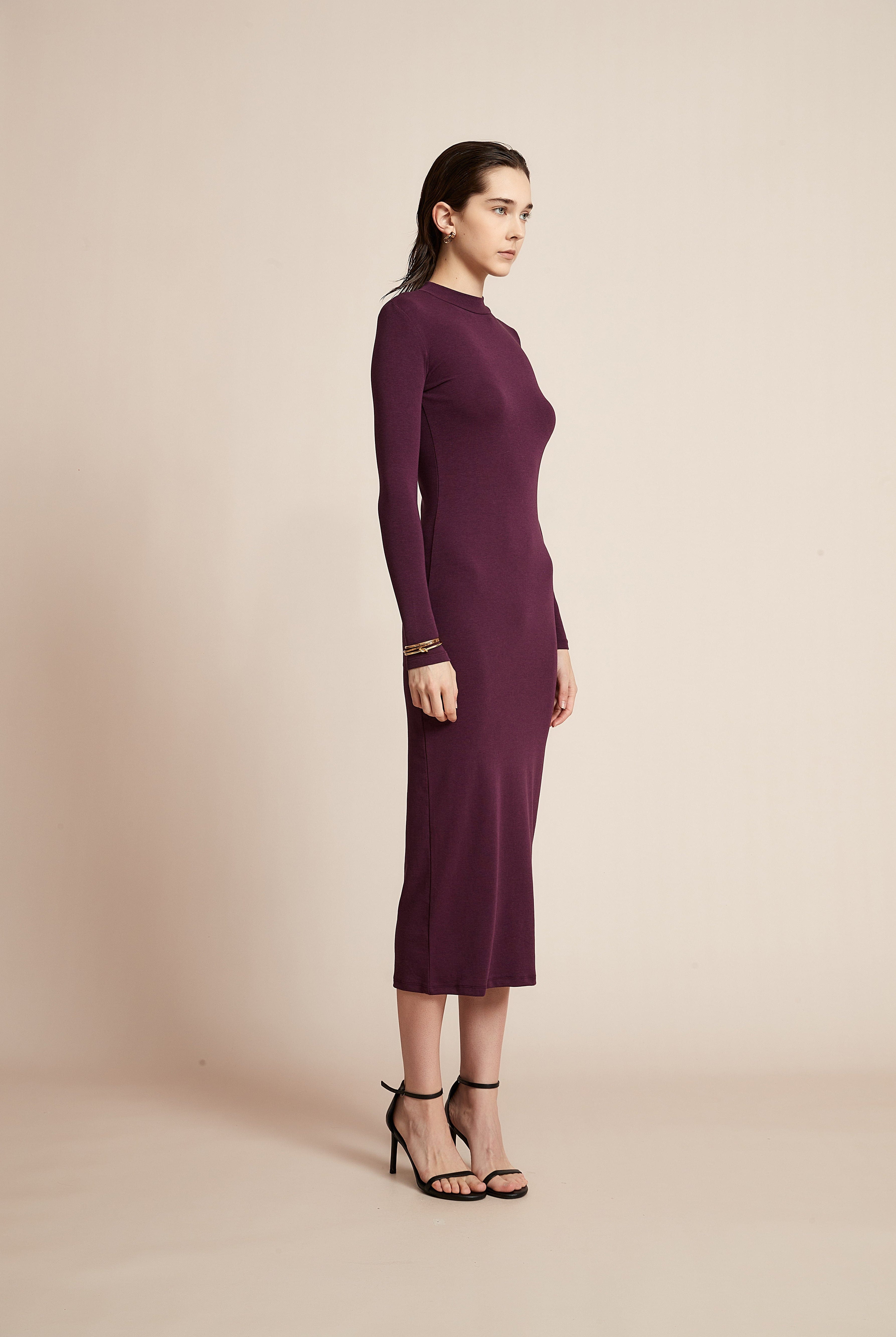 يولا فستان نسائي سادة بكم طويل للدوام