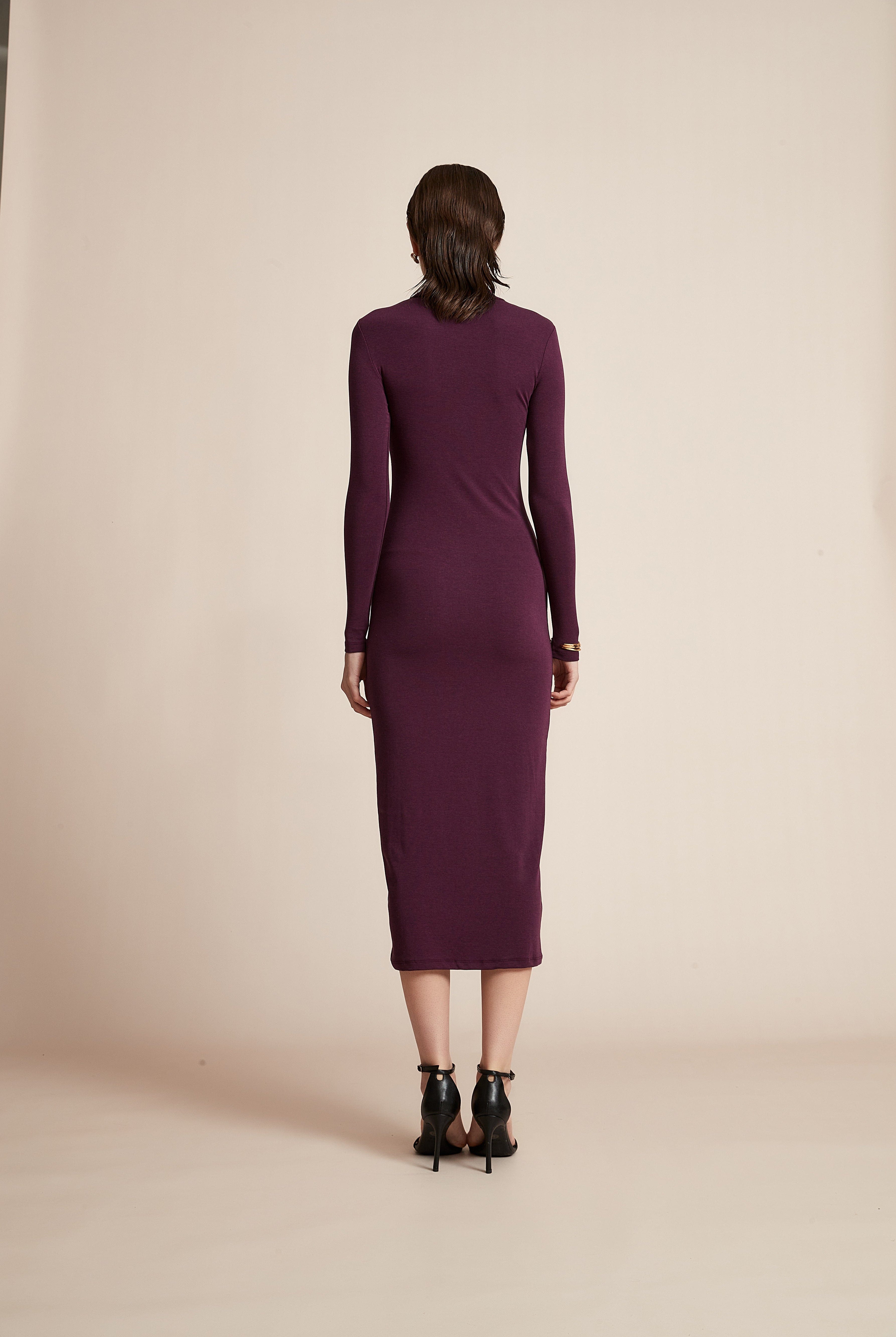 يولا فستان نسائي سادة بكم طويل للدوام