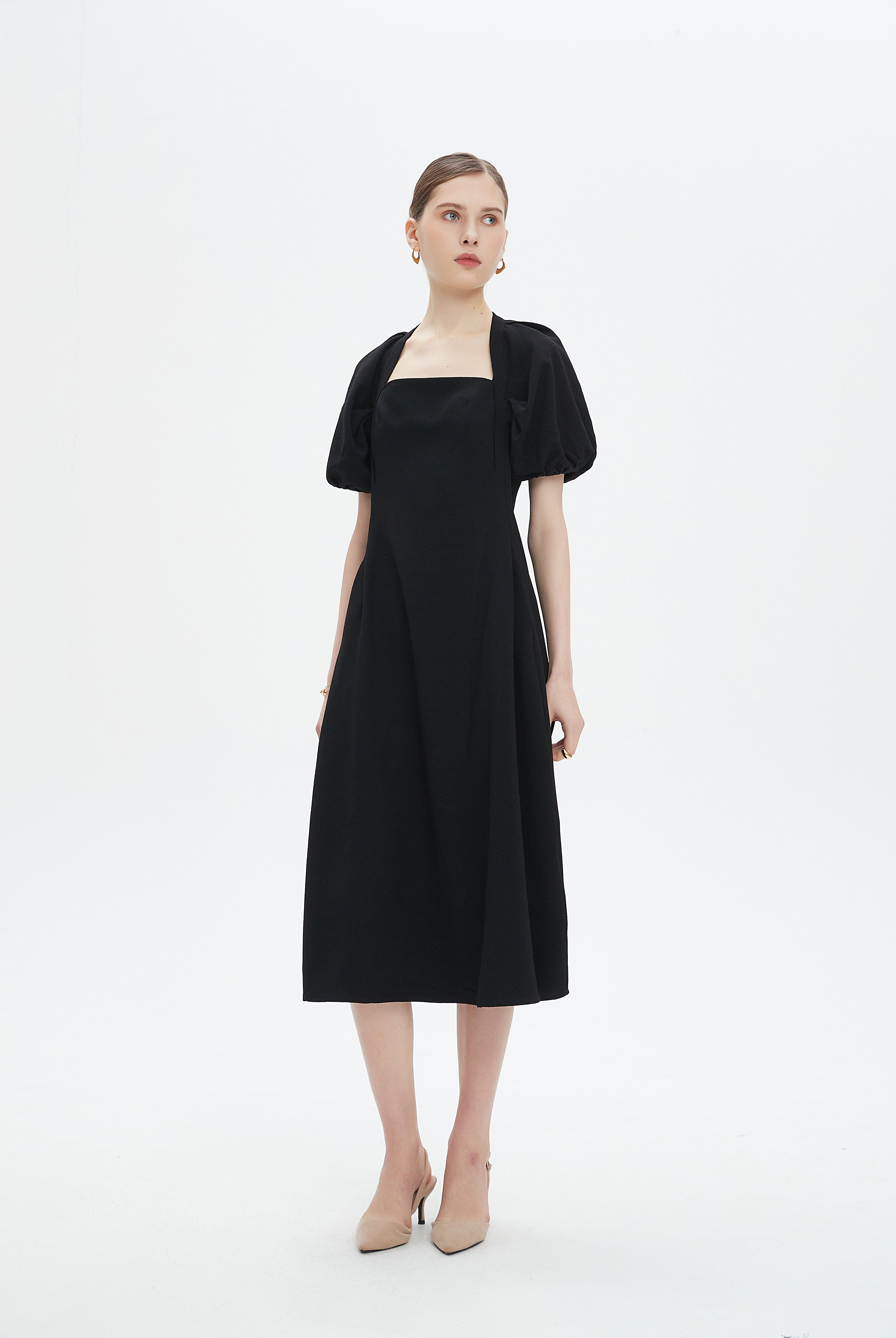 نتشي فستان ميدي بأكمام قصيرة بف نسائي