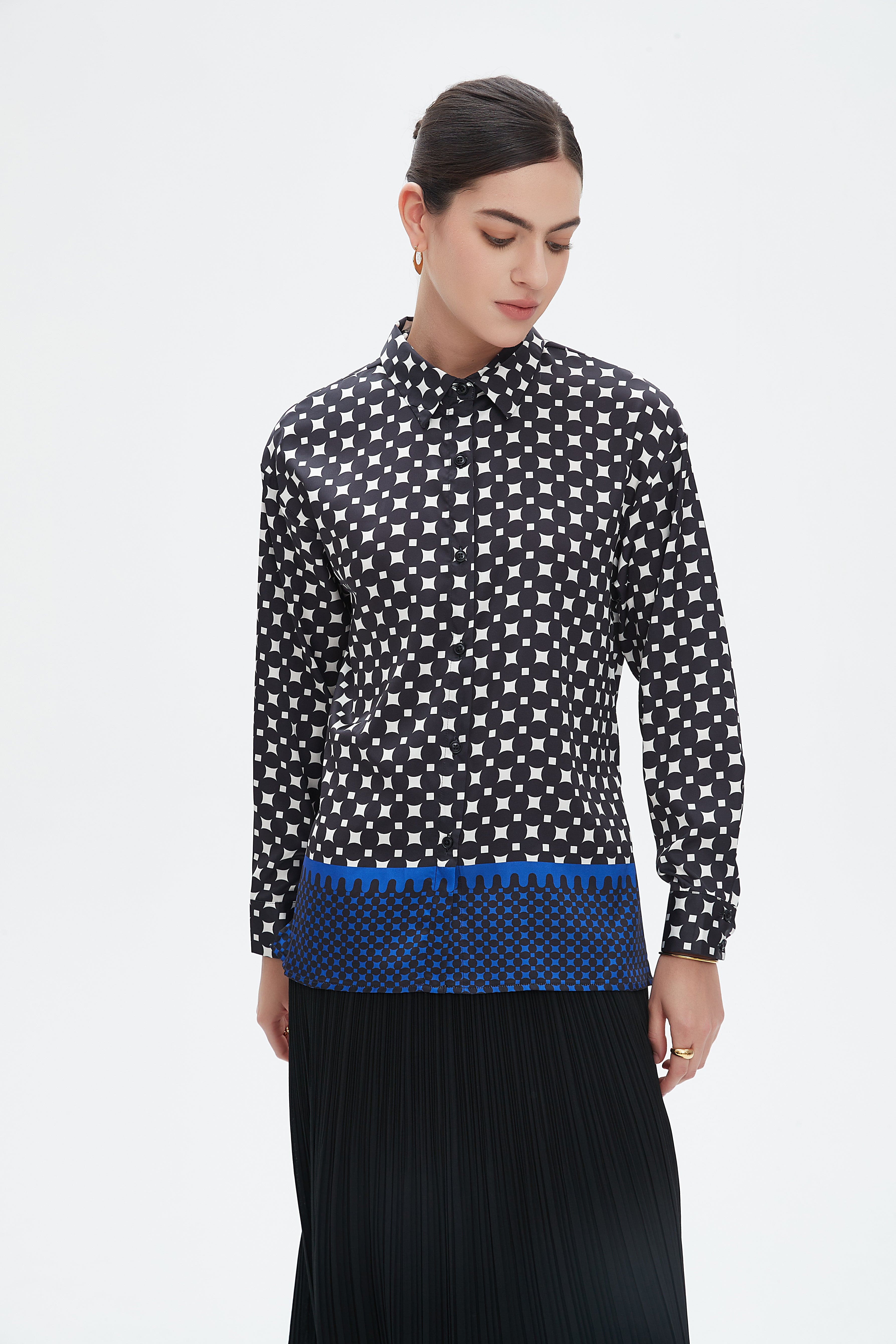 نتشي قميص بأكمام طويلة بأزرار أمامية نسائي