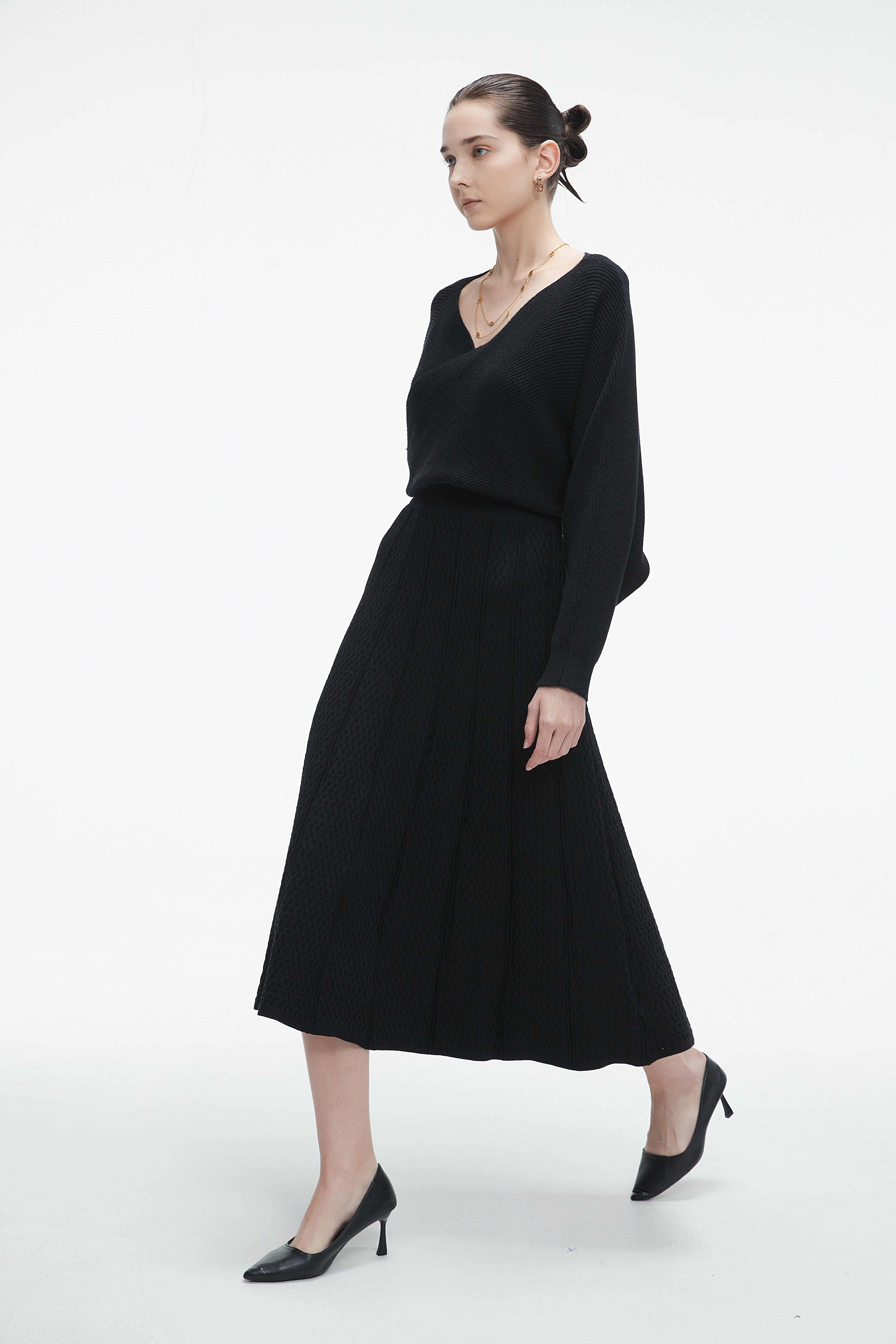 يولا بلوزة نسائية لف سادة بأكمام طويلة وفتحة من الأمام