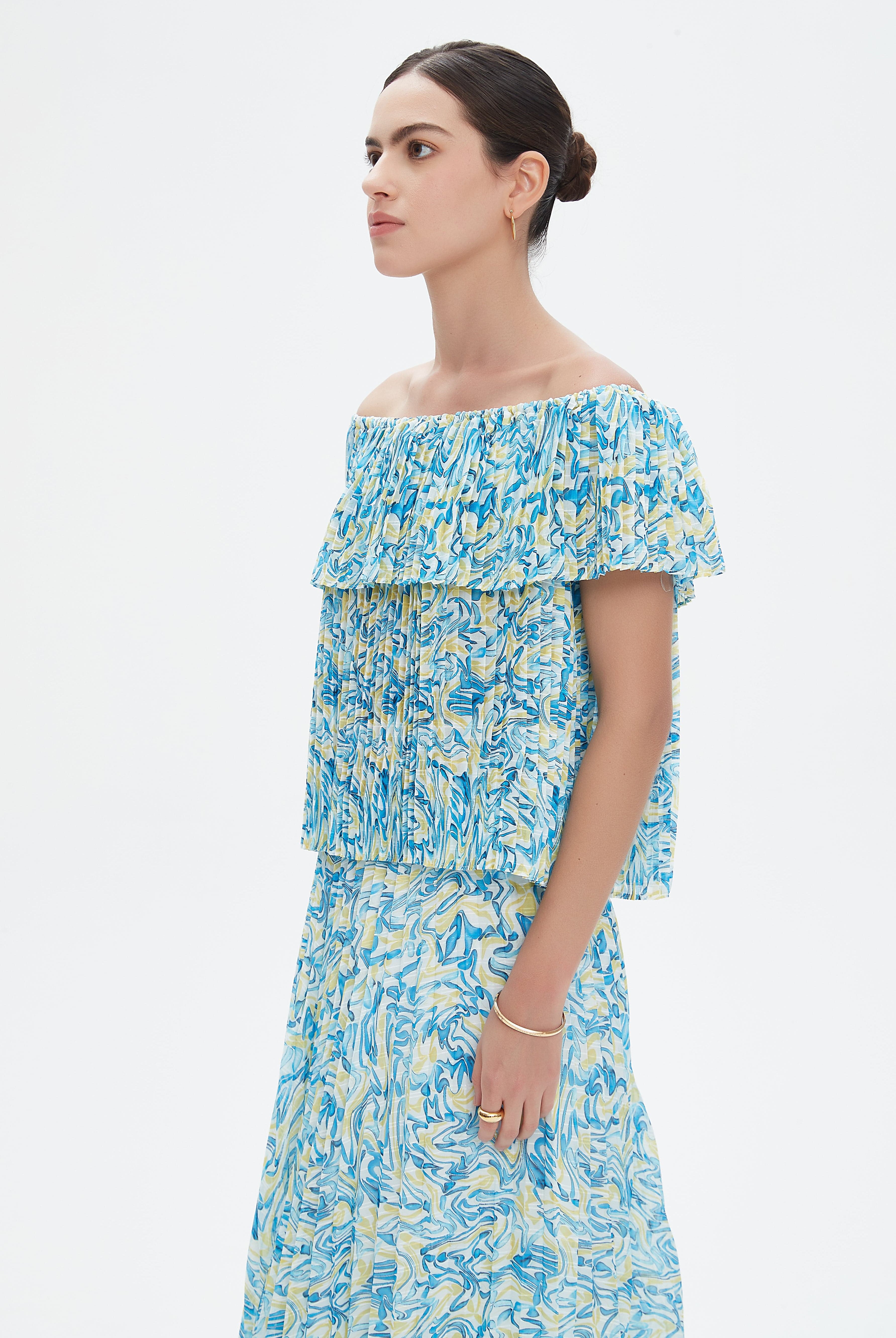 نتشي بلوزة بأكمام قصيرة منقوشة نسائي