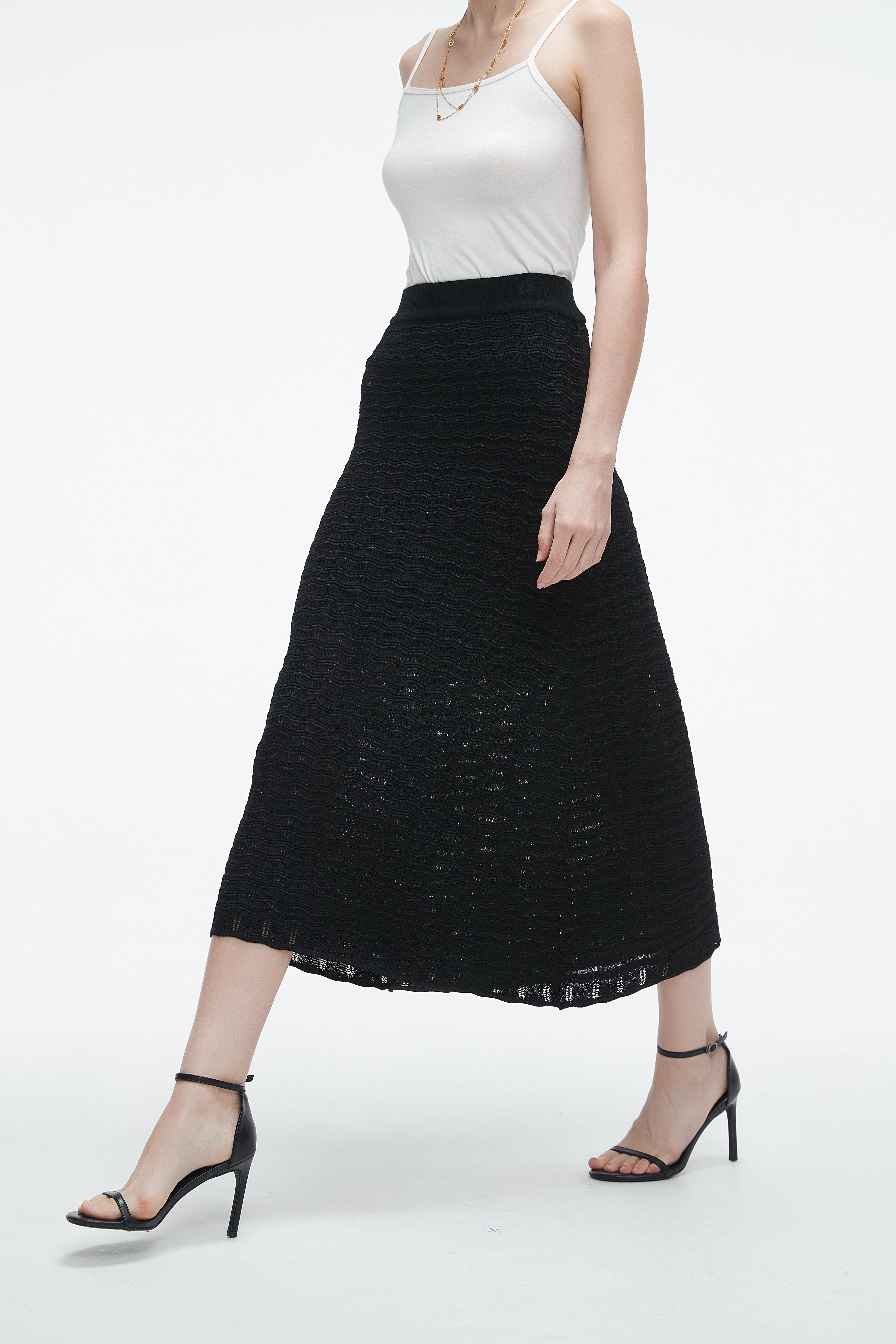 يولا تنورة نسائية ميدي سادة