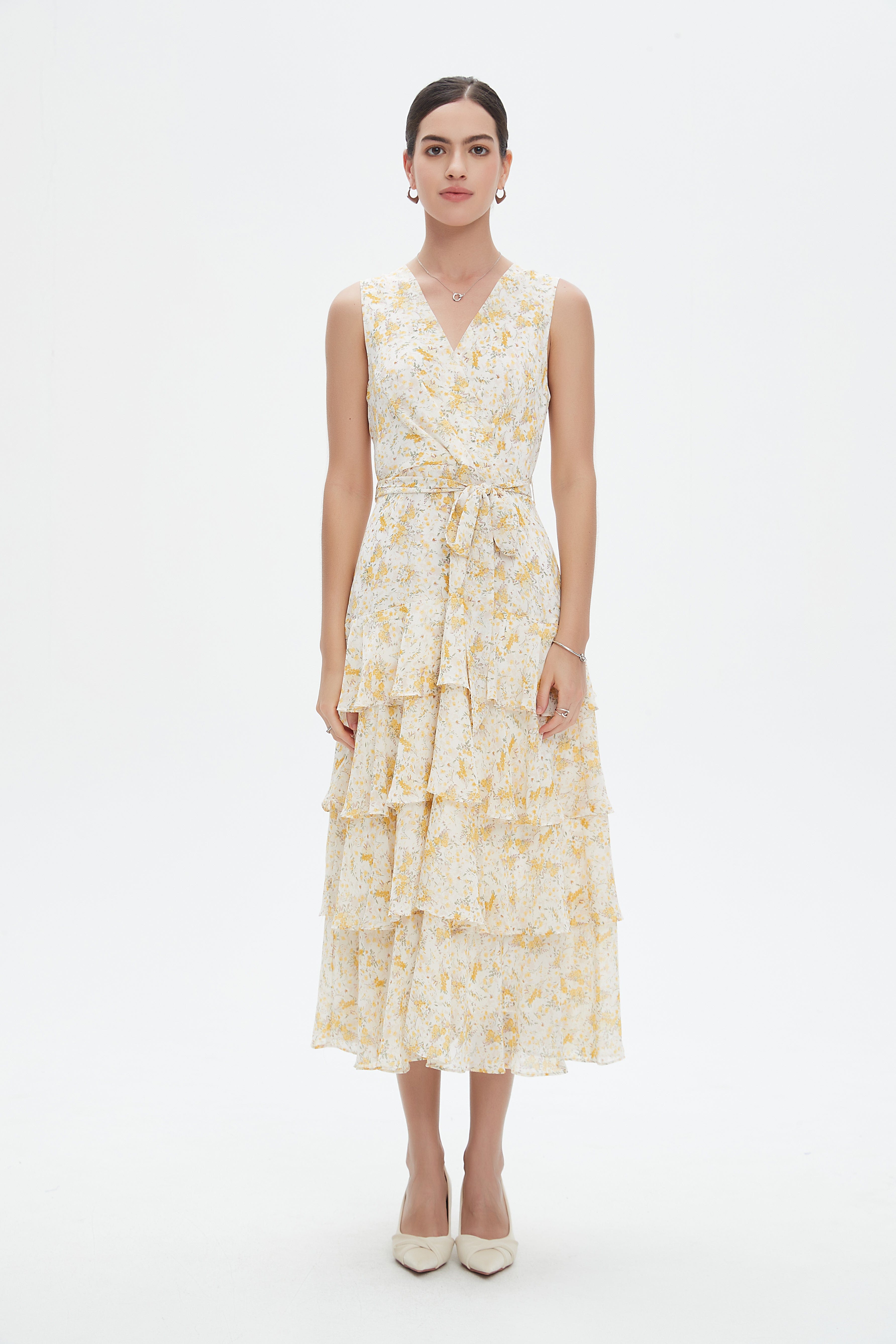 نتشي فستان ميدي مشجر بدون أكمام بفتحة صدر سبعة