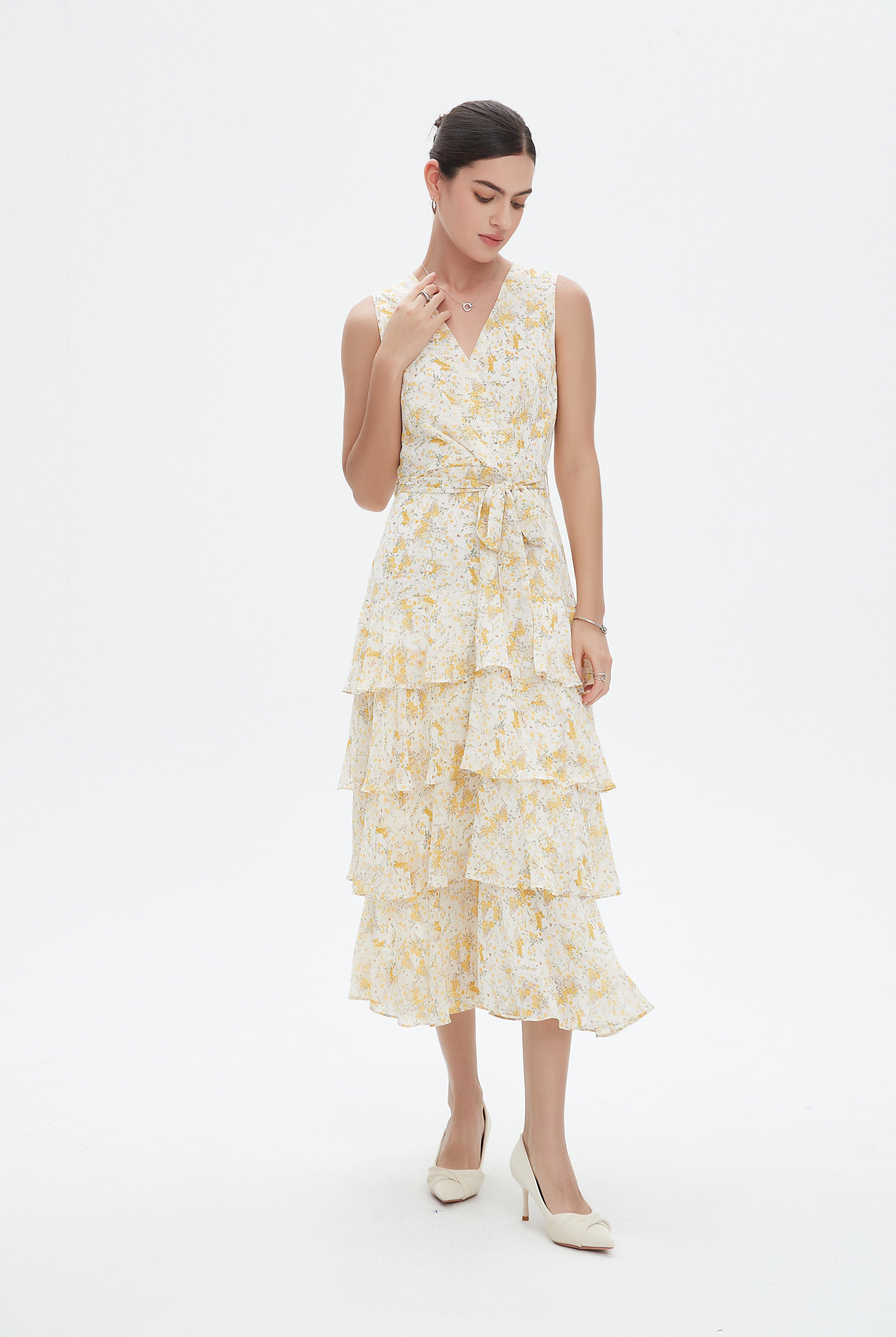 نتشي فستان ميدي مشجر بدون أكمام بفتحة صدر سبعة