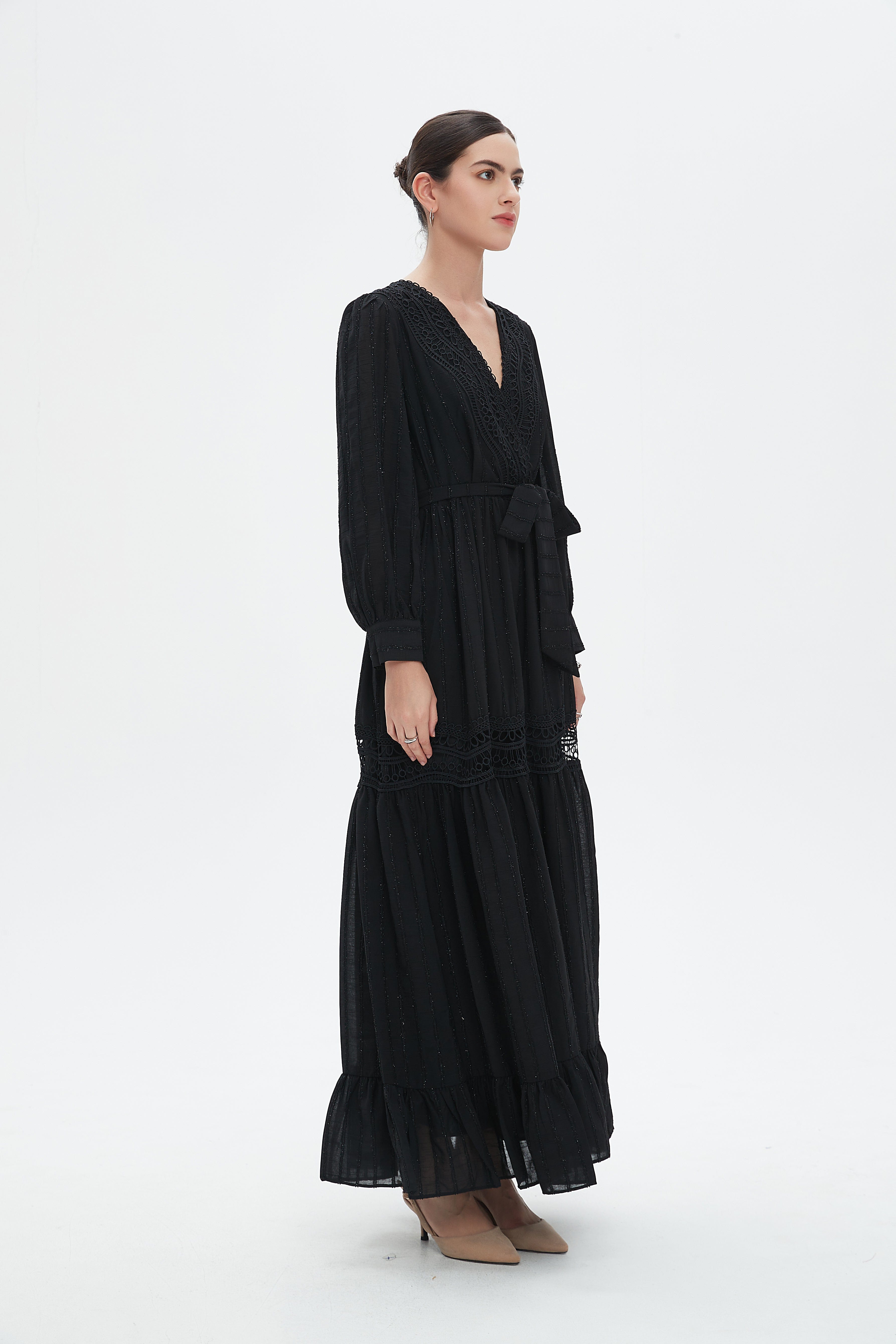 نتشي فستان ماكسي بأكمام طويلة برباط على الخصر نسائي