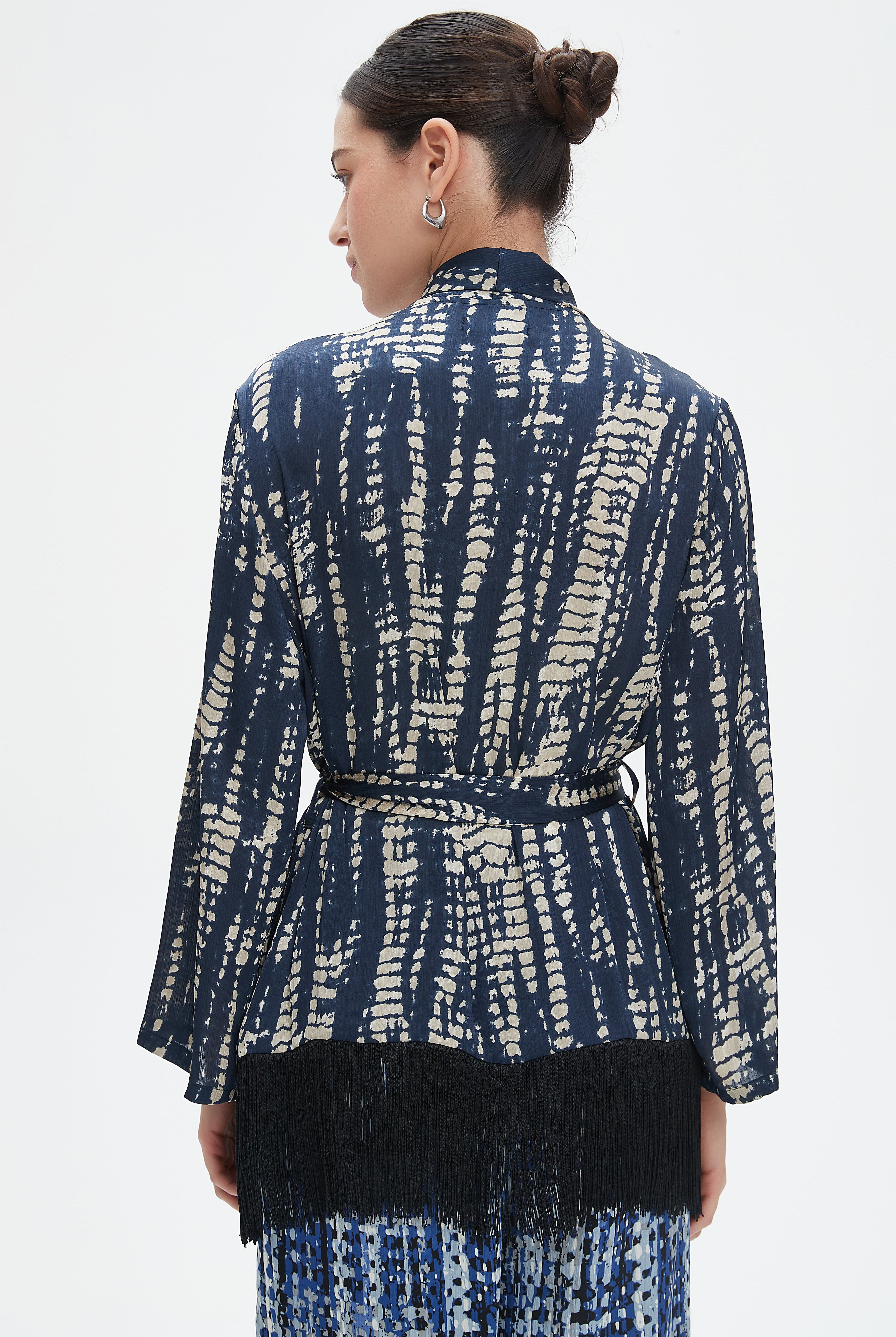 نتشي سترة منقوشة كم طويل برباط نسائي