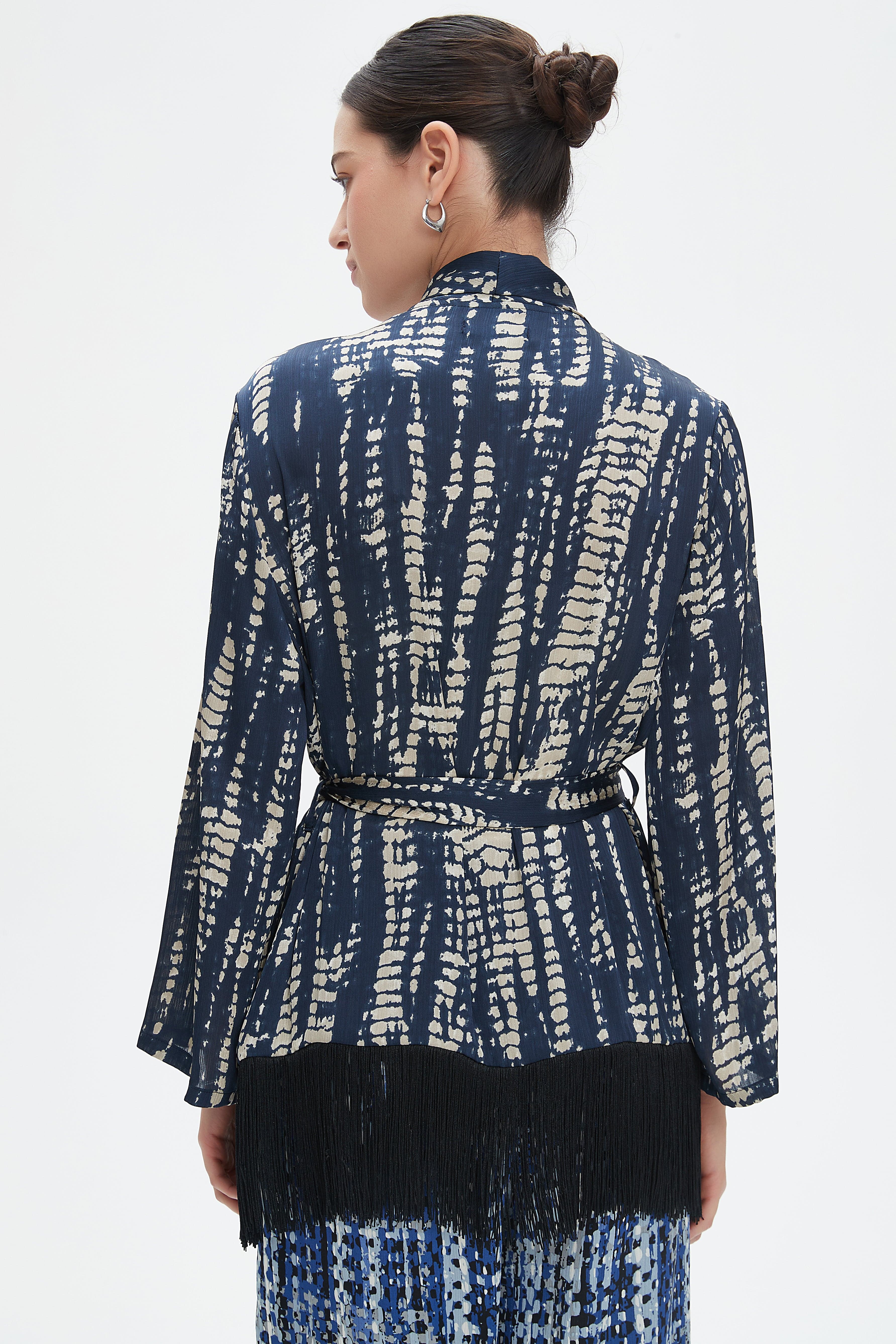 نتشي سترة منقوشة كم طويل برباط نسائي