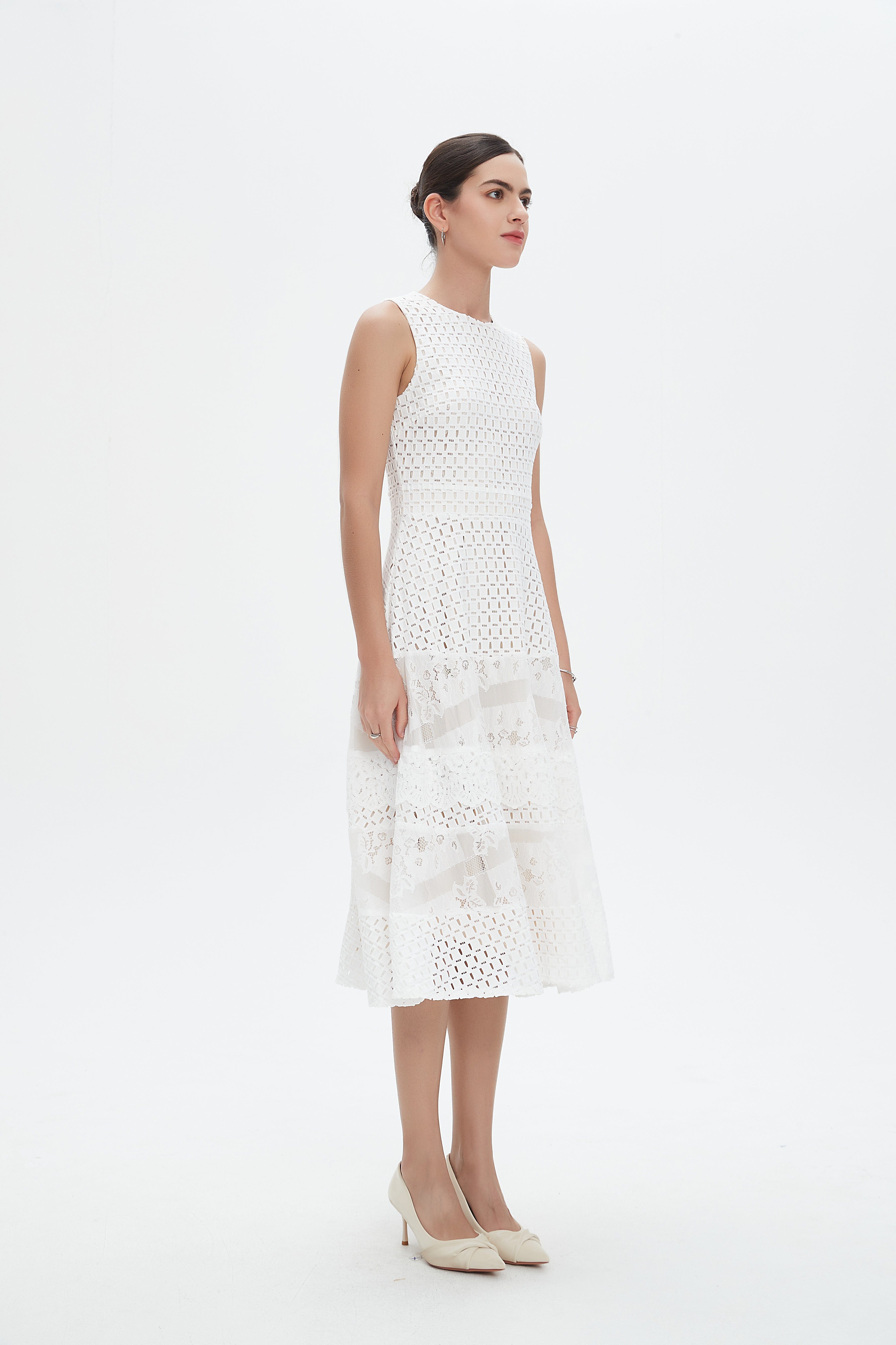 ูุชุดู ูุณุชุงู ู
ูุฏู ุจูุง ุฃูู
ุงู
ู
ูููุด ูุณุงุฆู