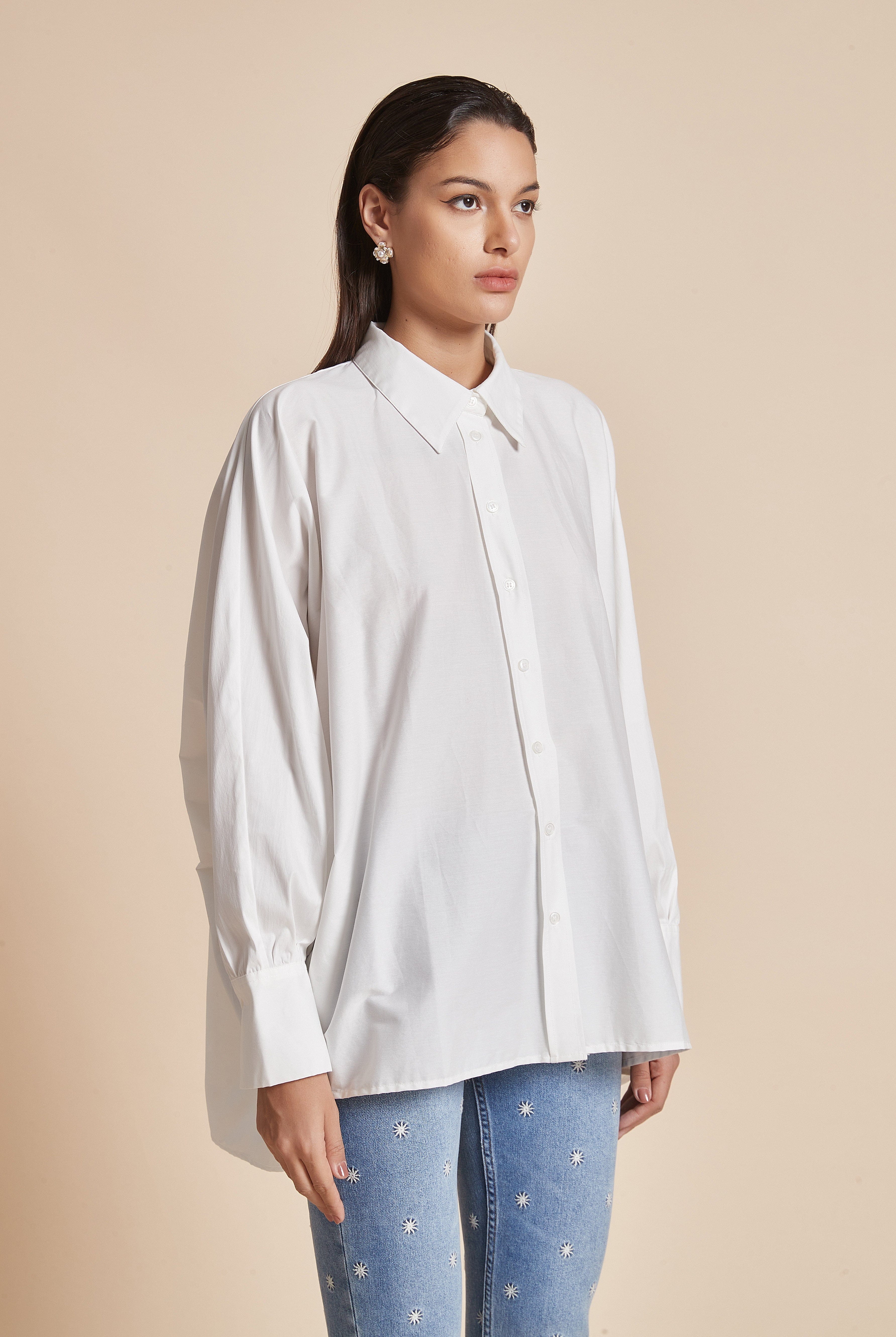 يولا بلوزة نسائية بكم طويل وياقة قميص سادة مع أزرار أمامية