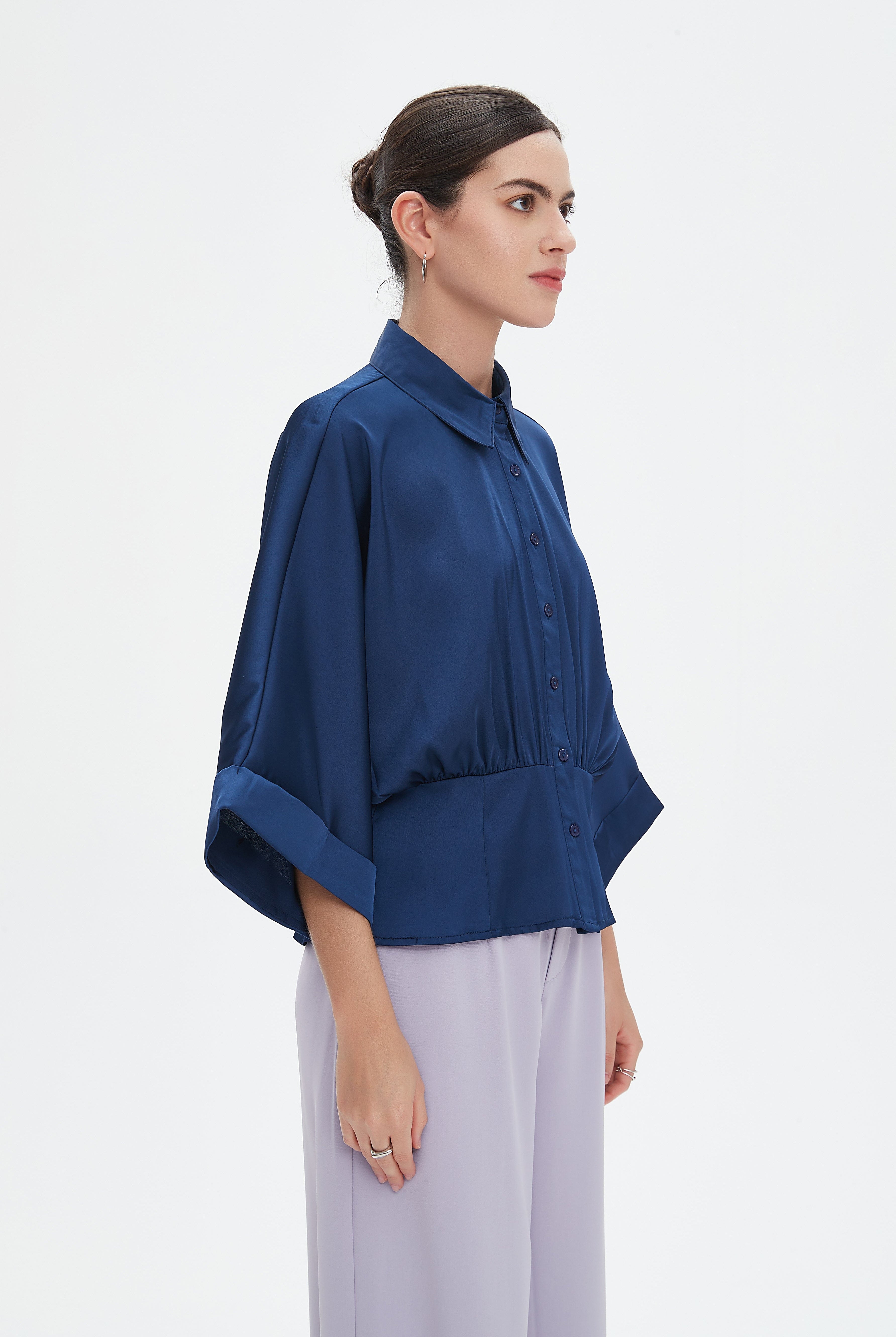 نتشي قميص بأكمام 3/4 سادة بأزرار أمامية نسائي