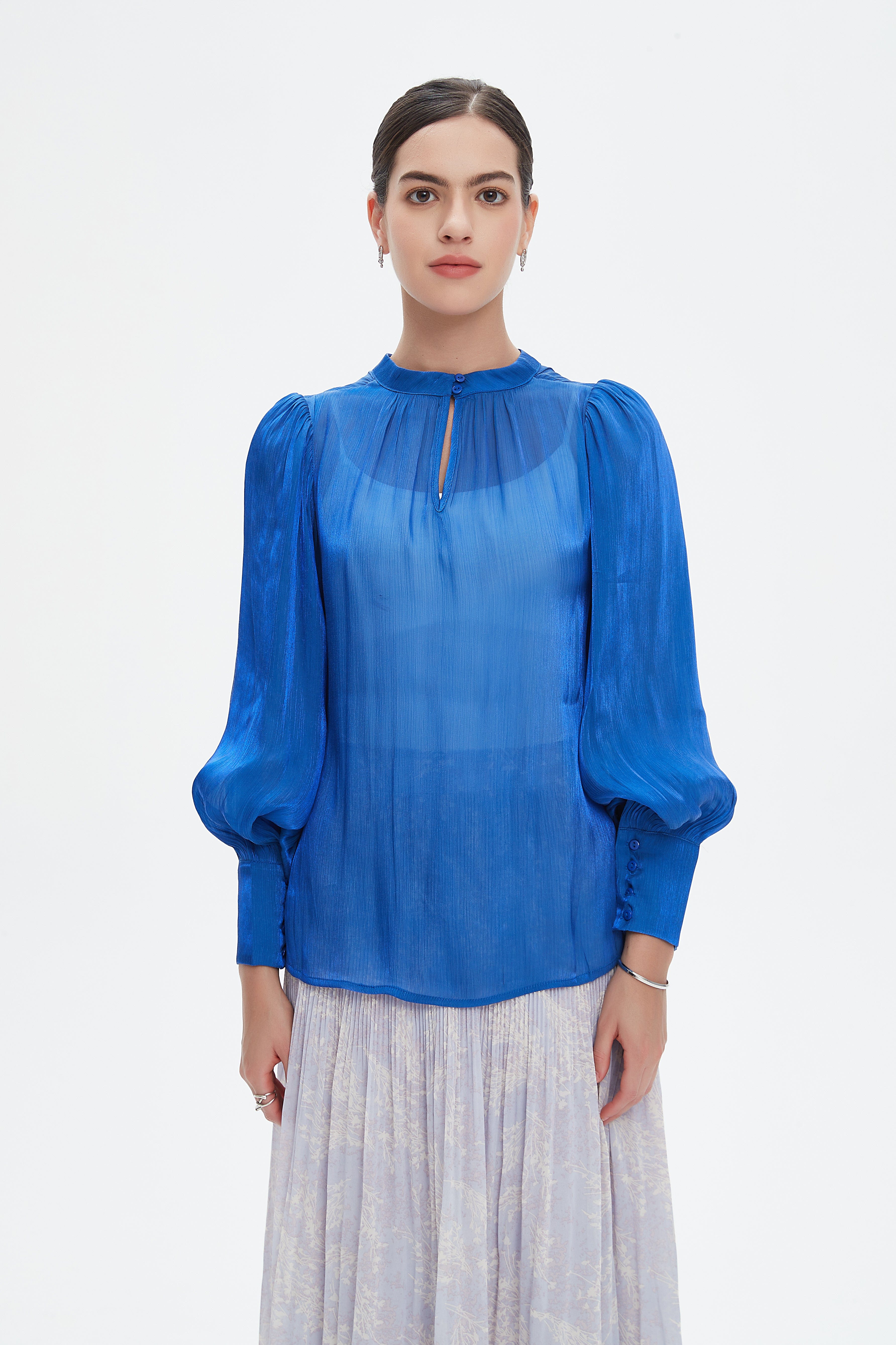 نتشي بلوزة بأكمام طويلة نسائية منفوخة بلميع