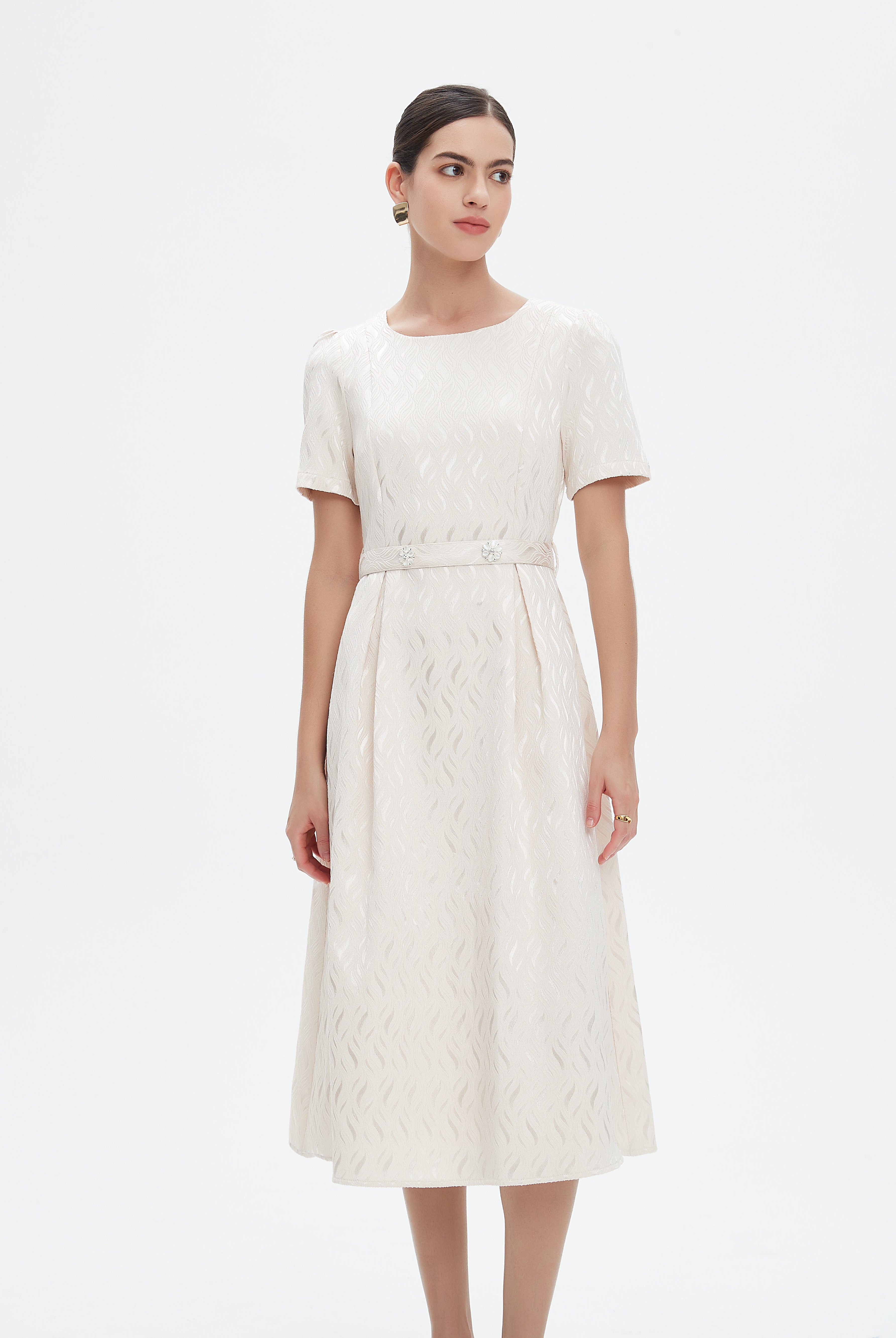 نتشي فستان سهرة ميدي مخصر كلوش من أسفل كم قصير نسائي