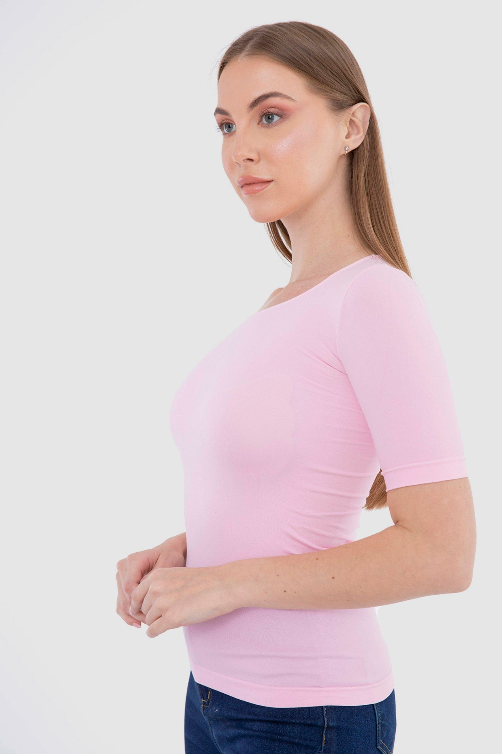 كارينا بلوزة سادة كم قصير مايكروفايبر بياقة دائرية