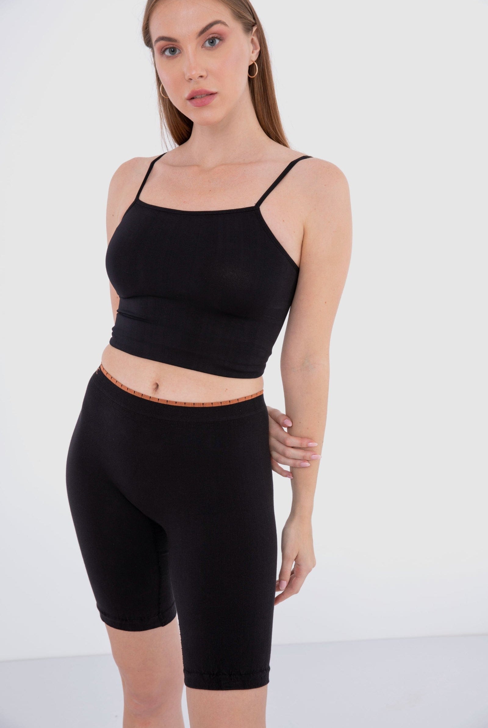 كارينا شورت ليجن رياضي قطن بحواف ملونة