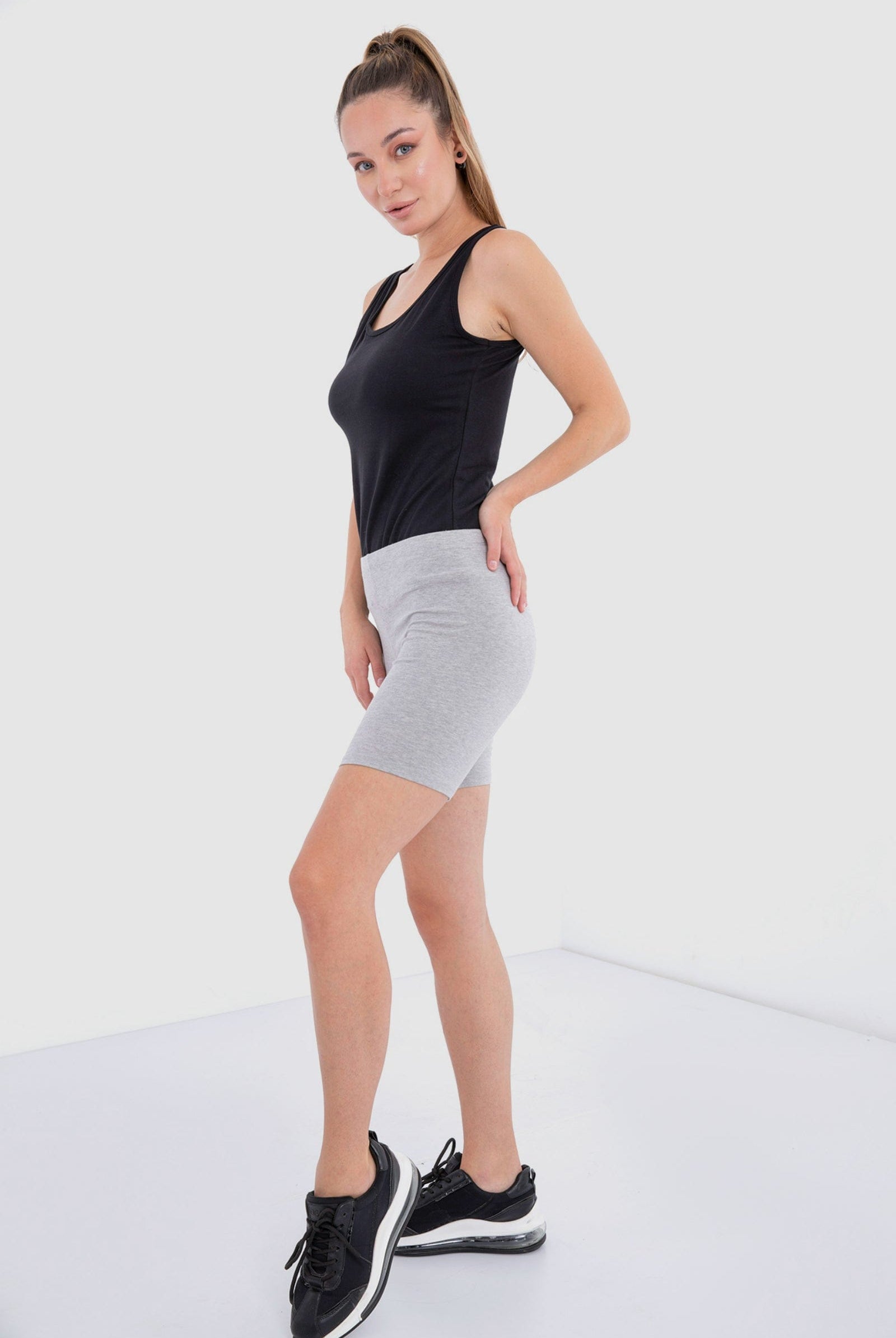 كارينا تانك توب حريمي قطن سادة