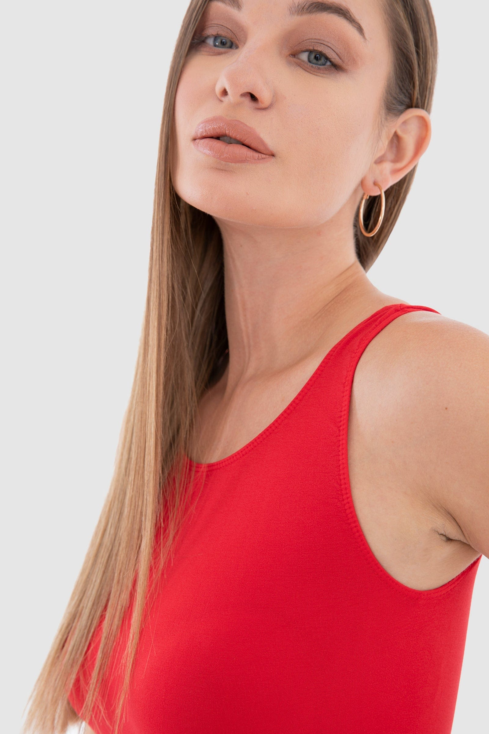 كارينا بلوزة سادة كت مايكروفايبر بياقة دائرية