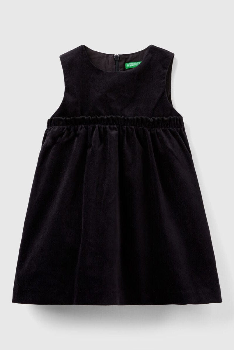 يونايتد كولورز اوف بينيتون فستان بناتي قصير بدون اكمام