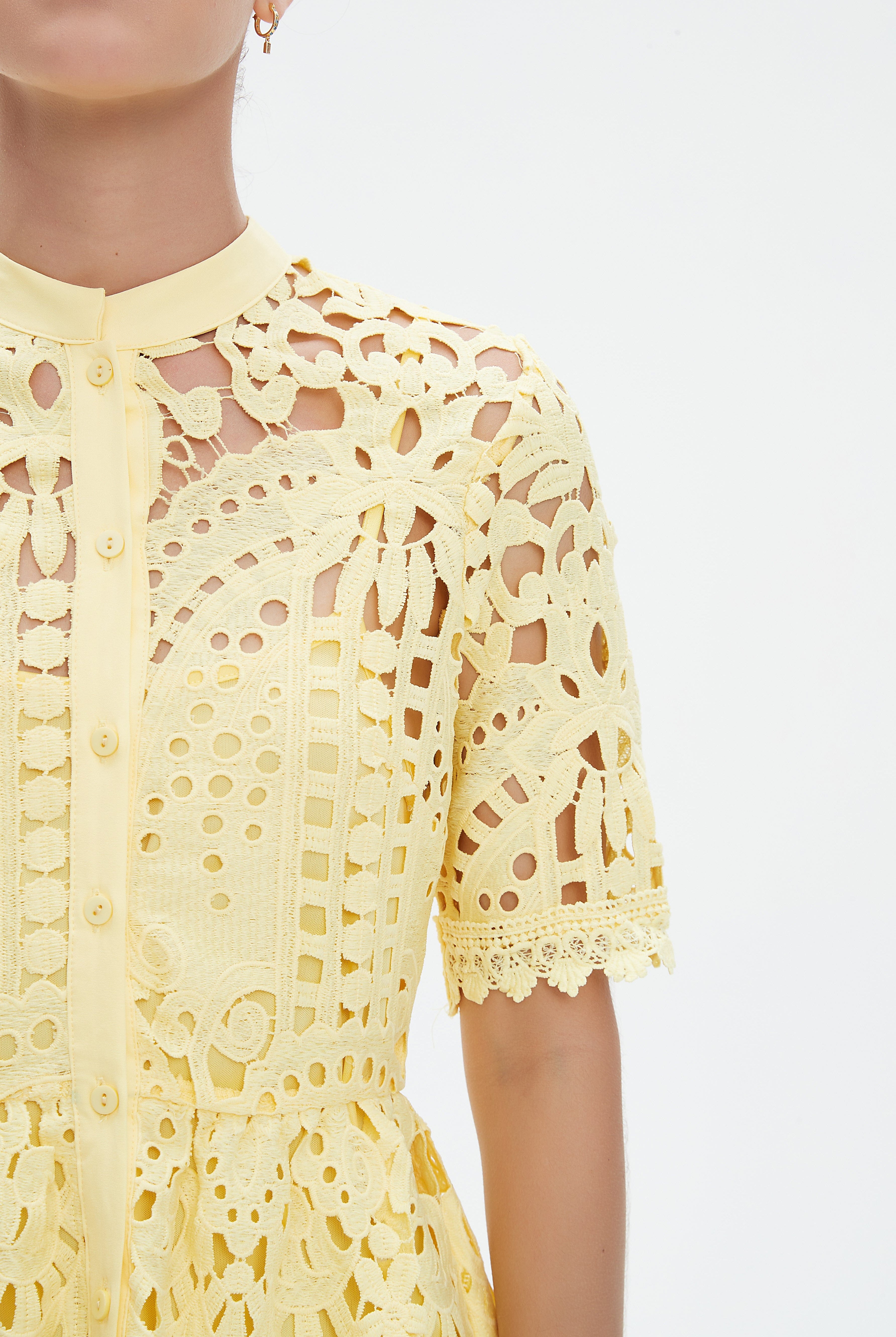 نتشي فستان ميدي دانتيل نسائي بأكمام قصيرة مخرمة