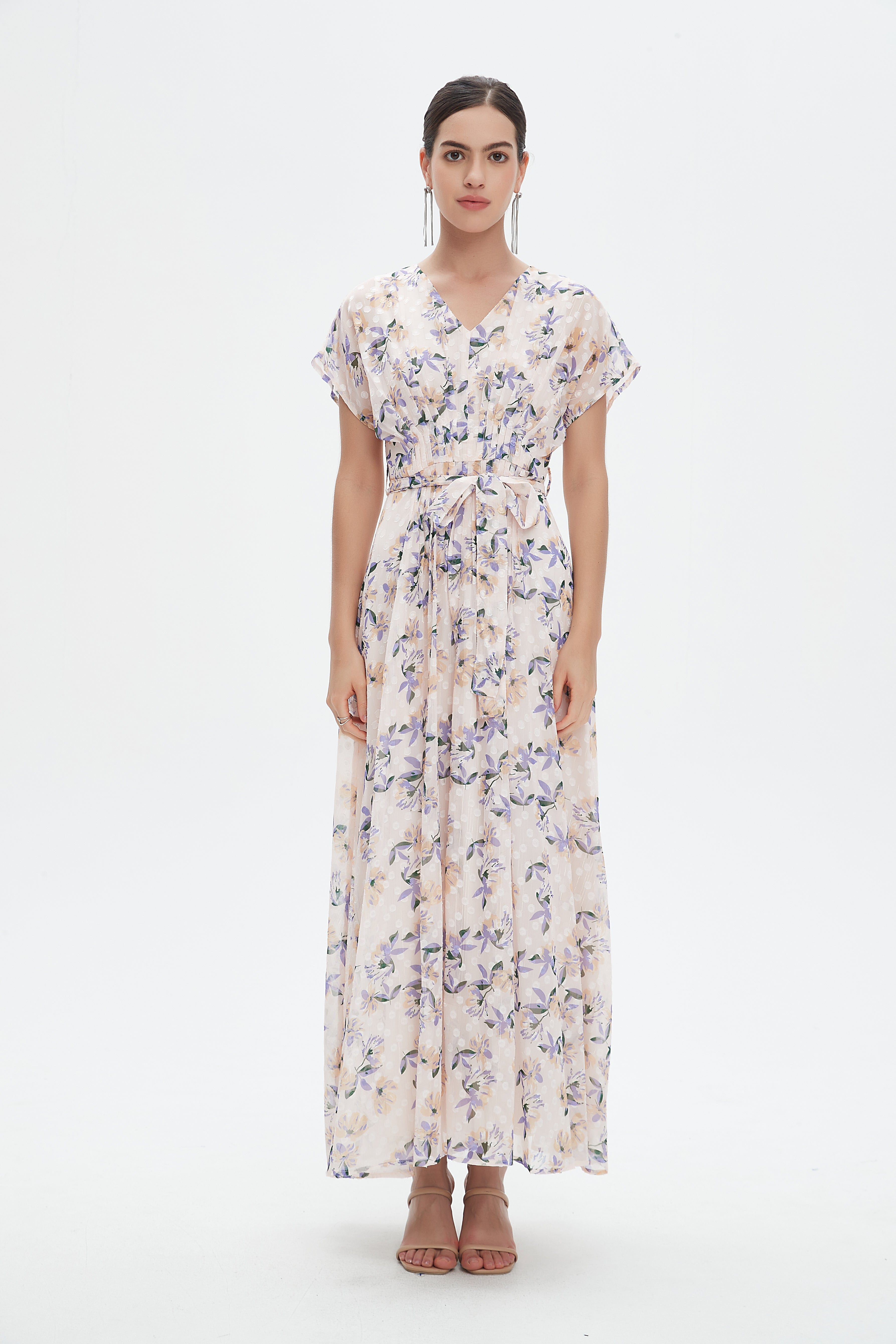 نتشي فستان ماكسي بأكمام قصيرة مشجر مخصر