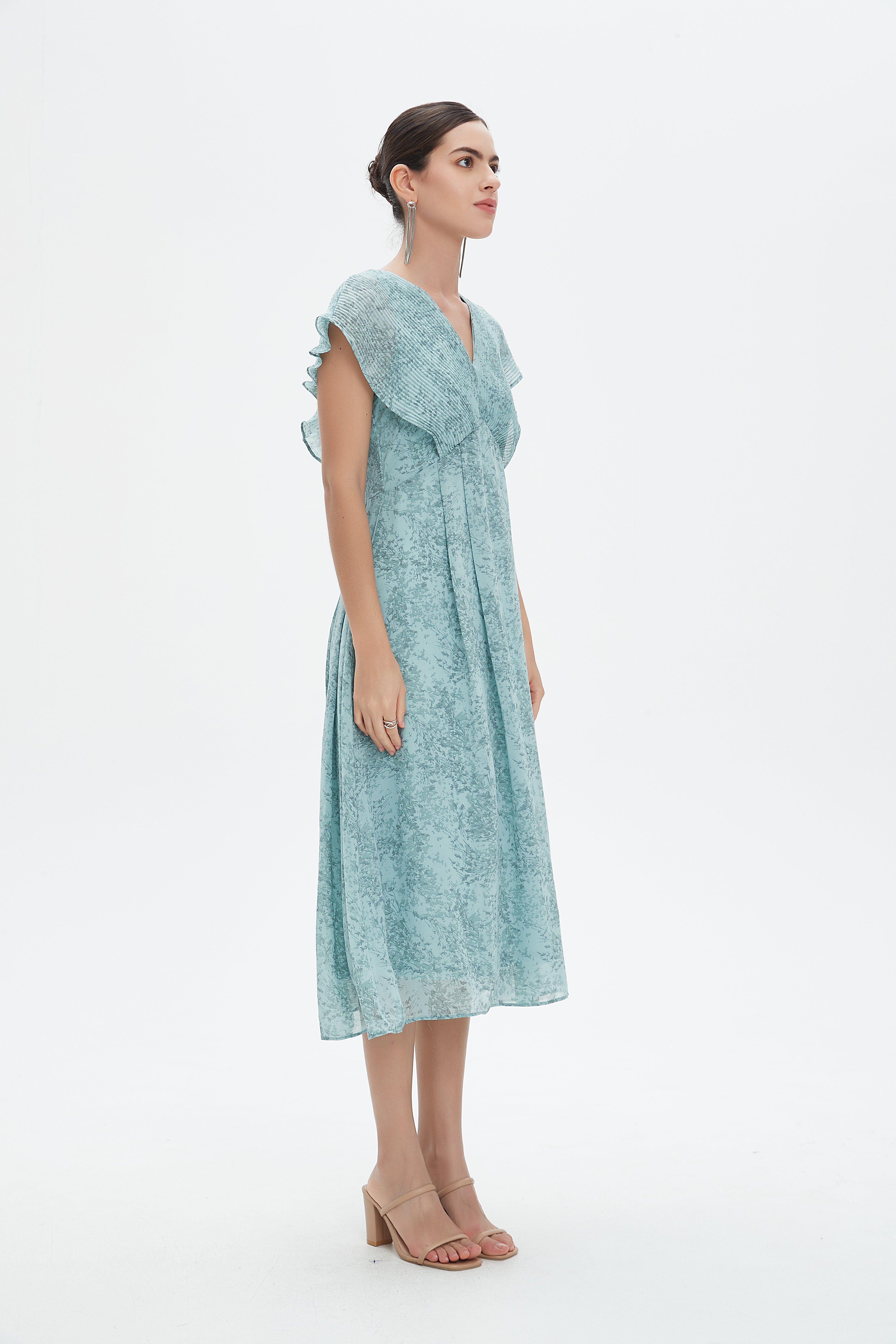 نتشي فستان ميدي بدون أكمام وبفتحة سبعة مشجر نسائي