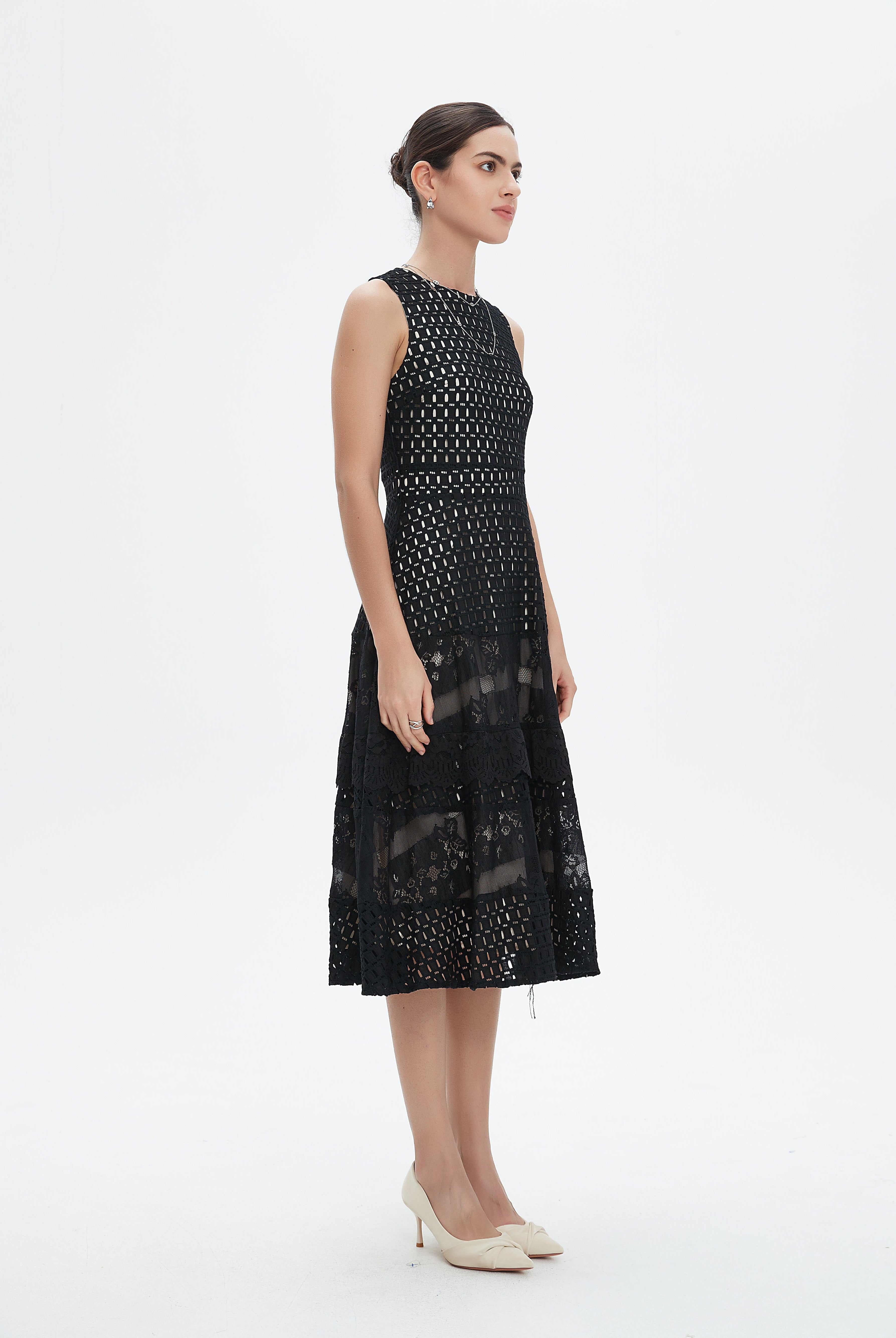 نتشي فستان ميدي بلا أكمام منفوش نسائي