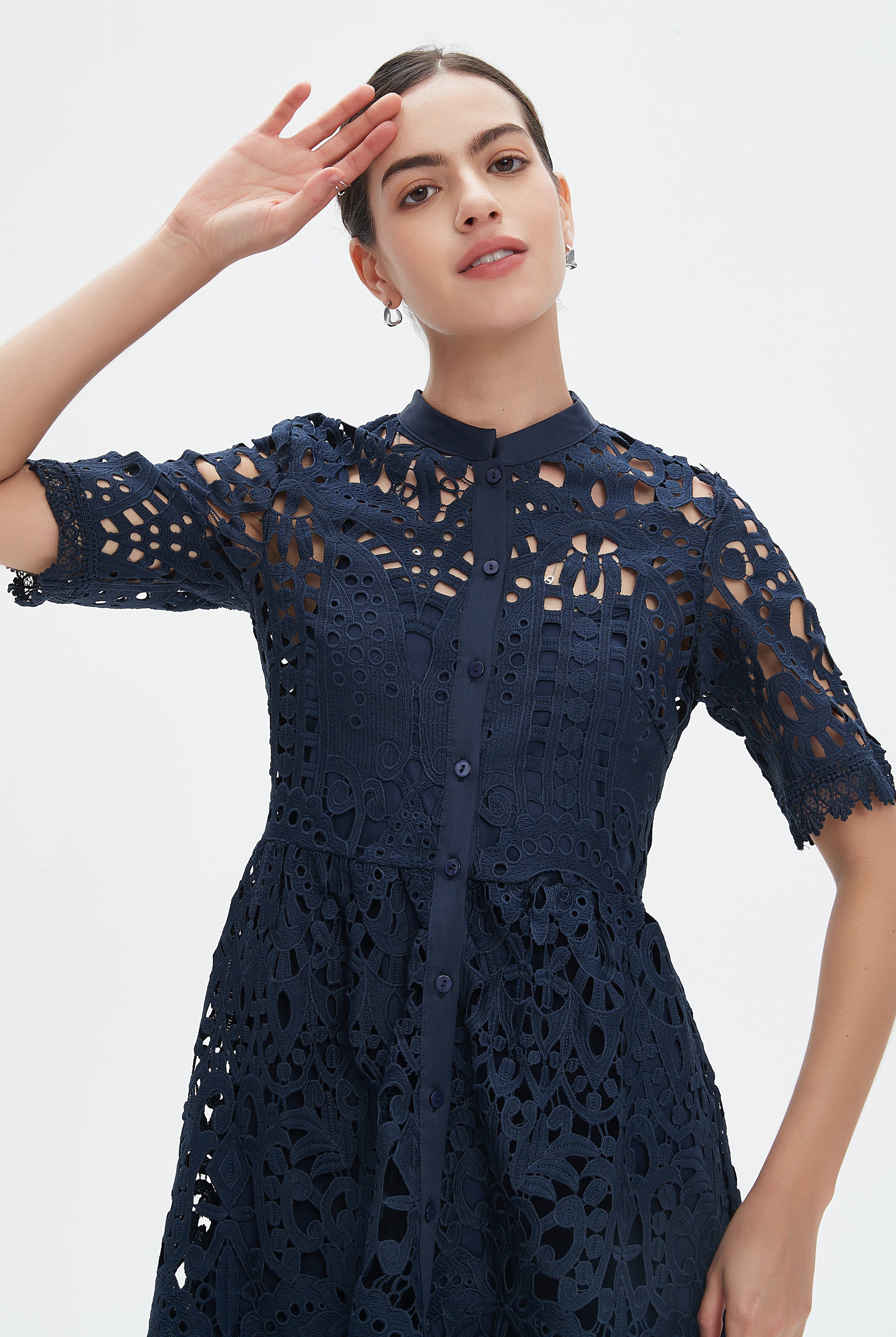 نتشي فستان ميدي دانتيل نسائي بأكمام قصيرة مخرمة