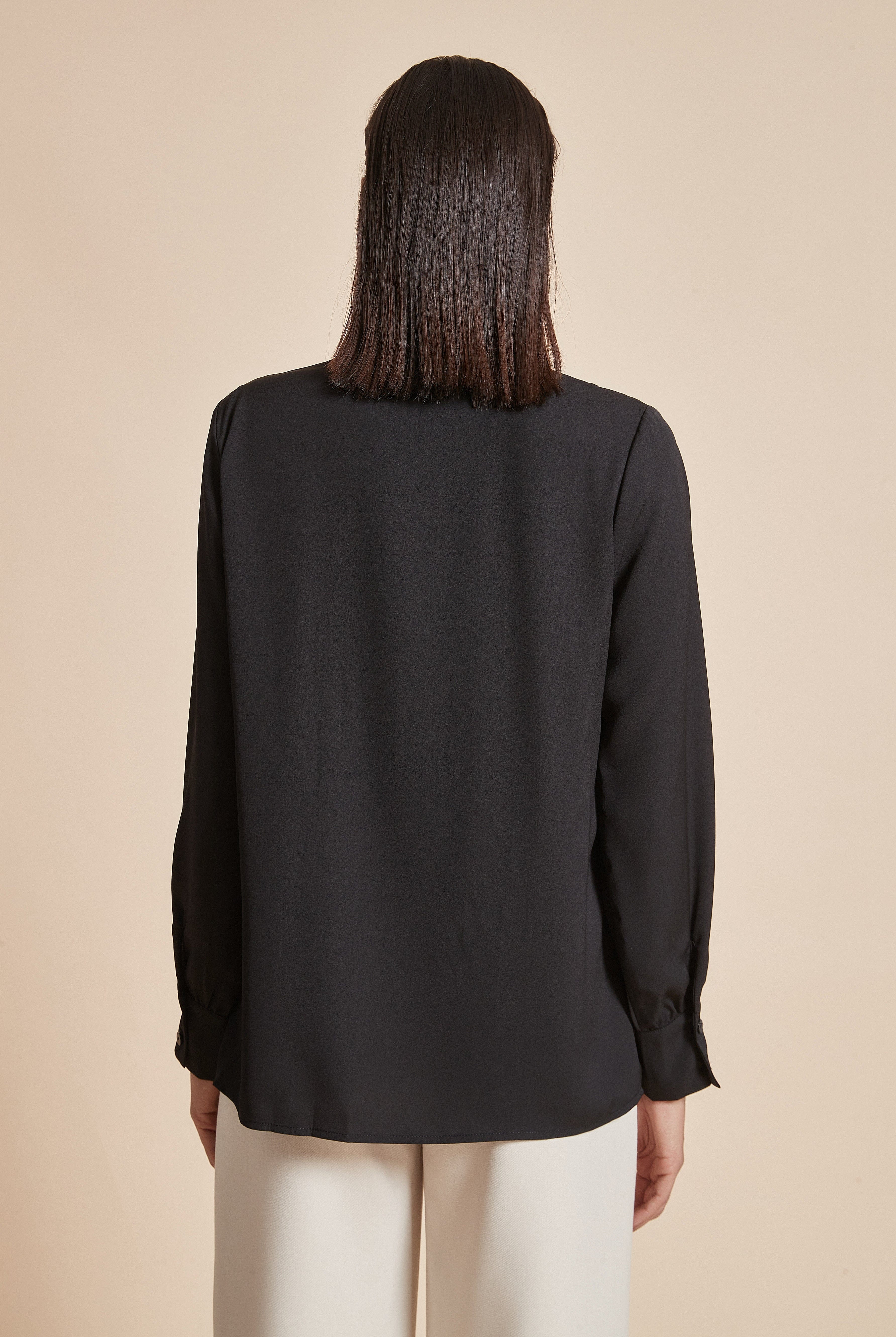 يولا بلوزة نسائية بكم طويل وأزرار أمامية مع ياقة قميص منقوشة مفرغة