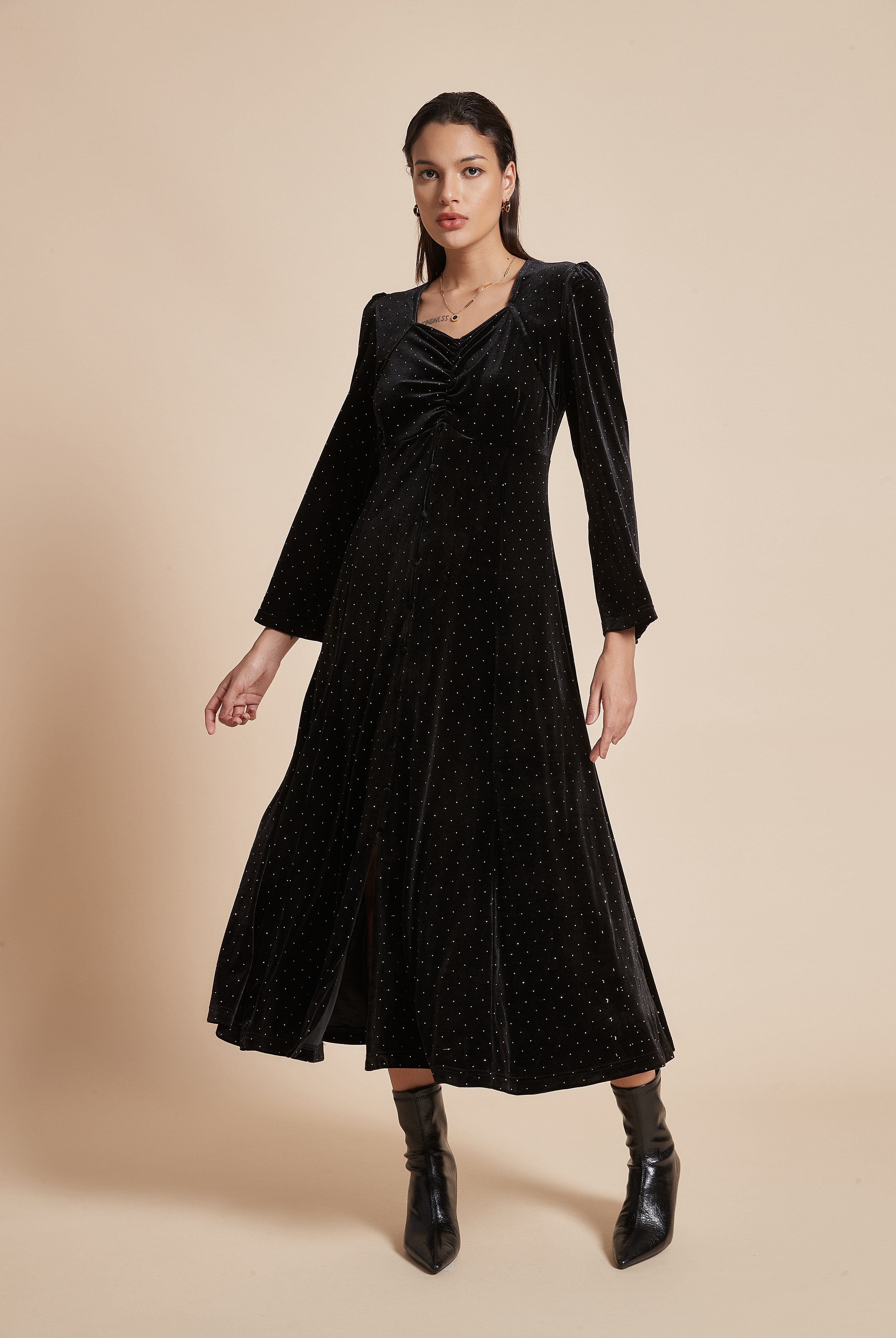 يولا فستان ميدي منقط كم طويل