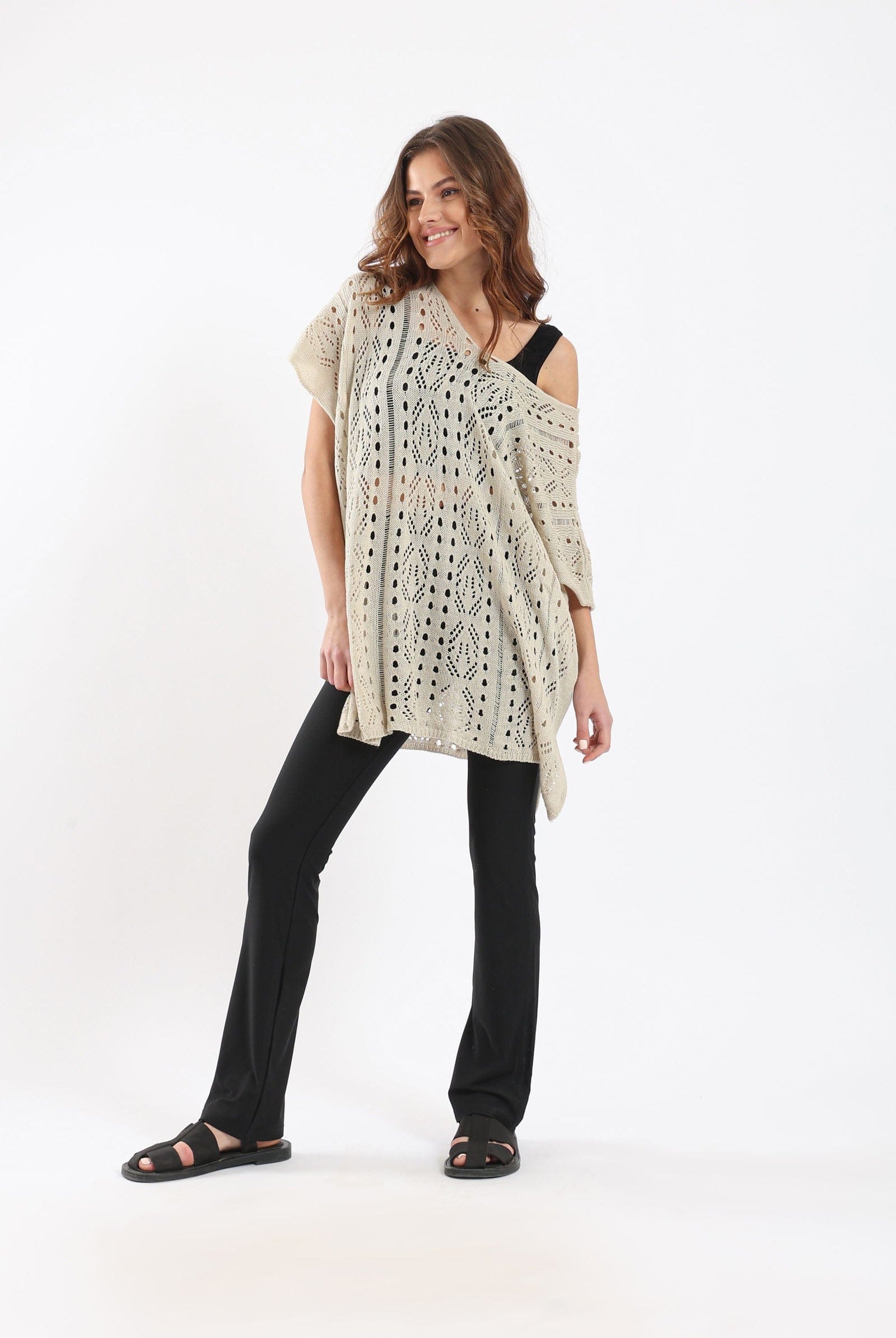 كارينا بونشو من الكروشيه نسائي