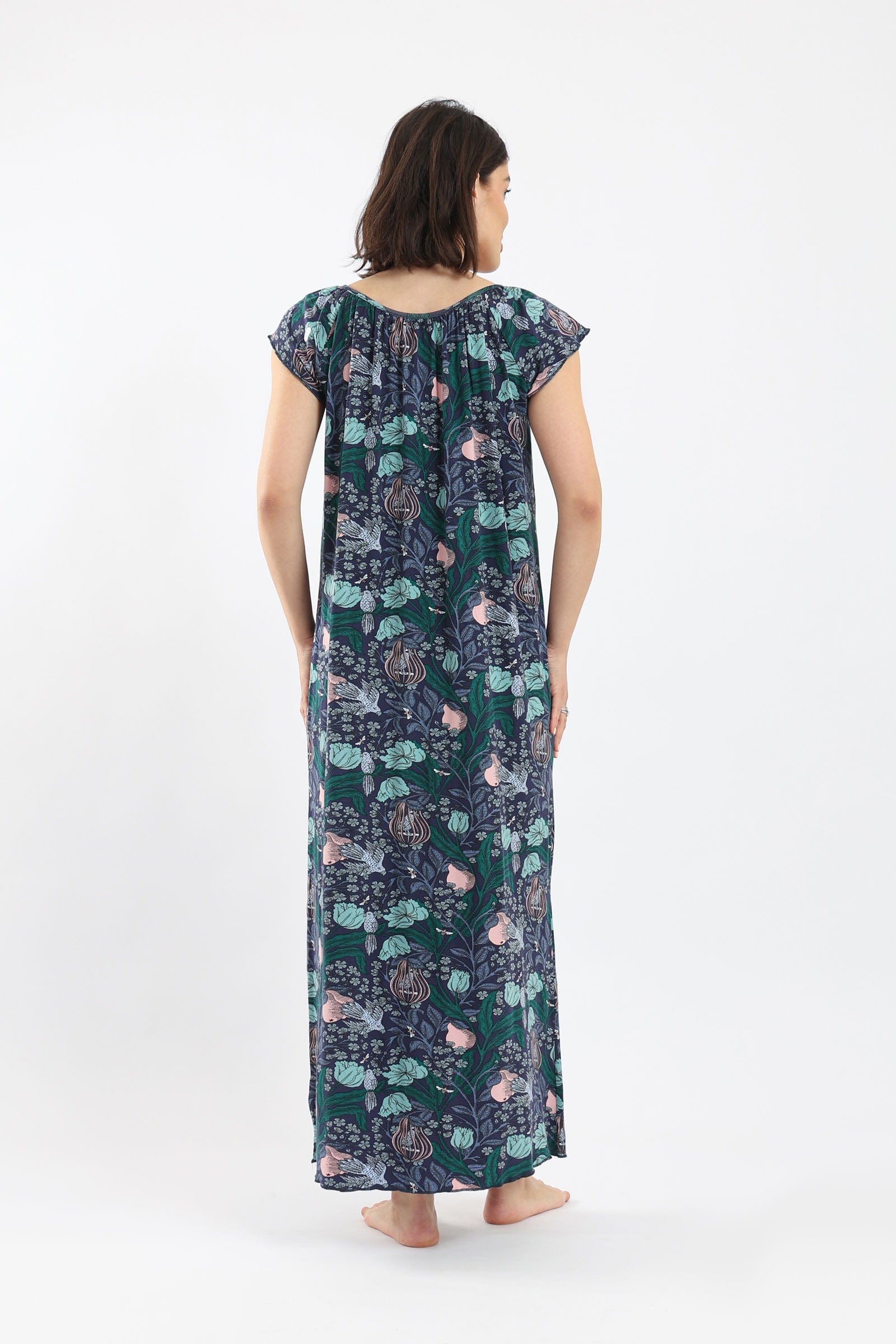 كارينا ثوب نوم مطبوع مزين بدانتيل أزرق غامق