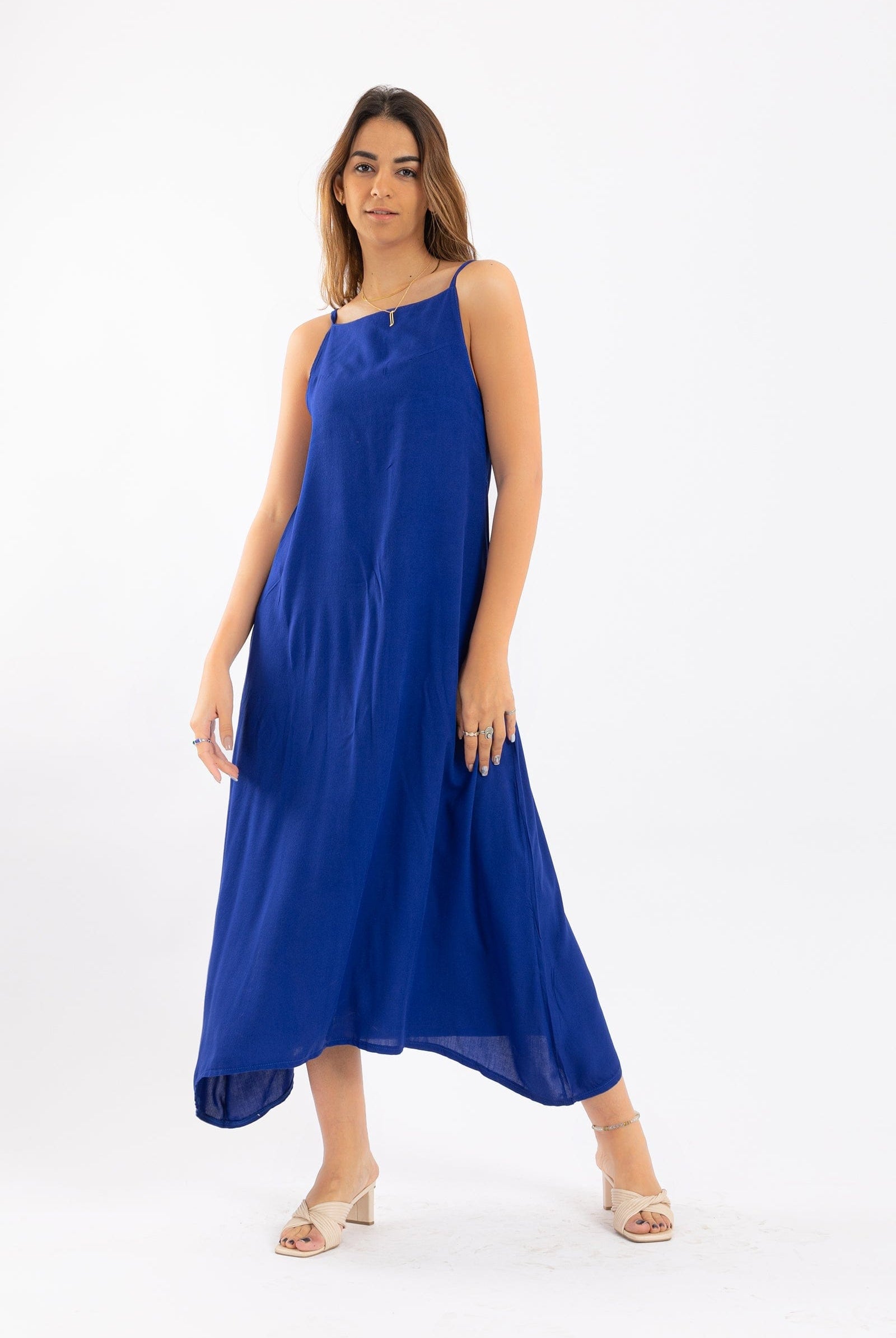 كارينا فستان سادة حمالات واسع نسائي