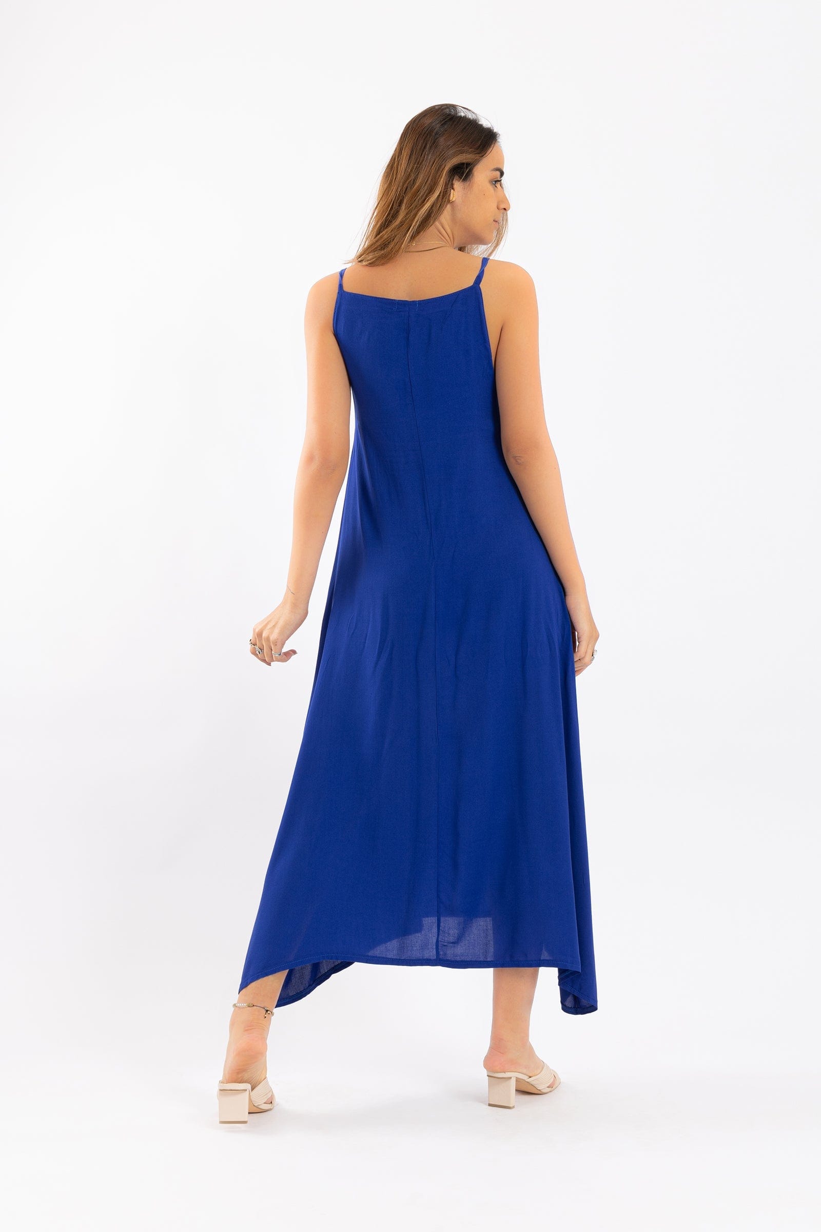 كارينا فستان سادة حمالات واسع نسائي