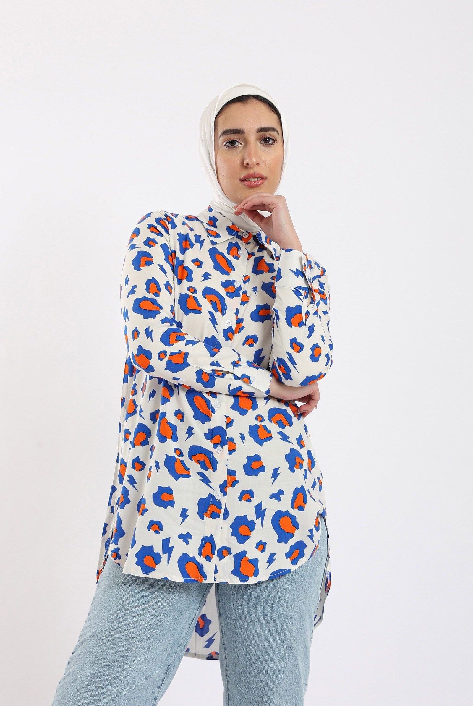 كارينا قميص بطبعة الفهد بأزرار أمامية كم طويل نسائي