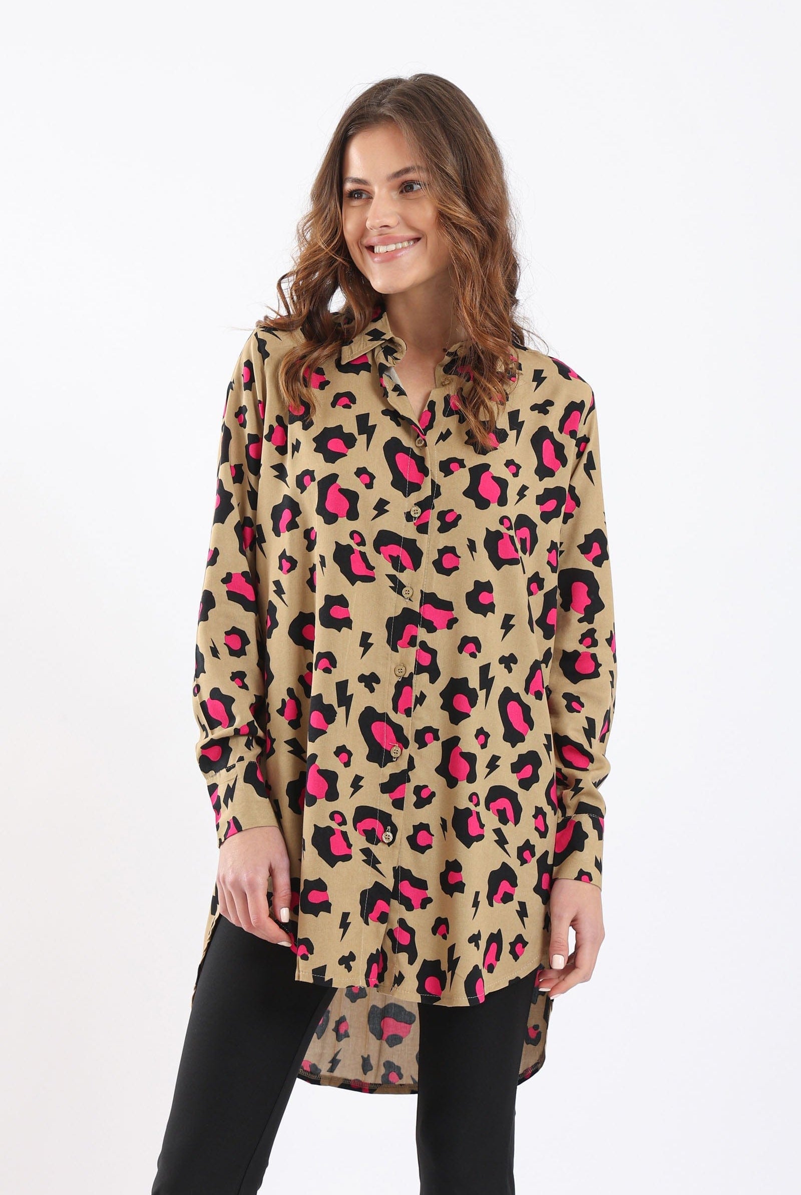 كارينا قميص بطبعة الفهد بأزرار أمامية كم طويل نسائي