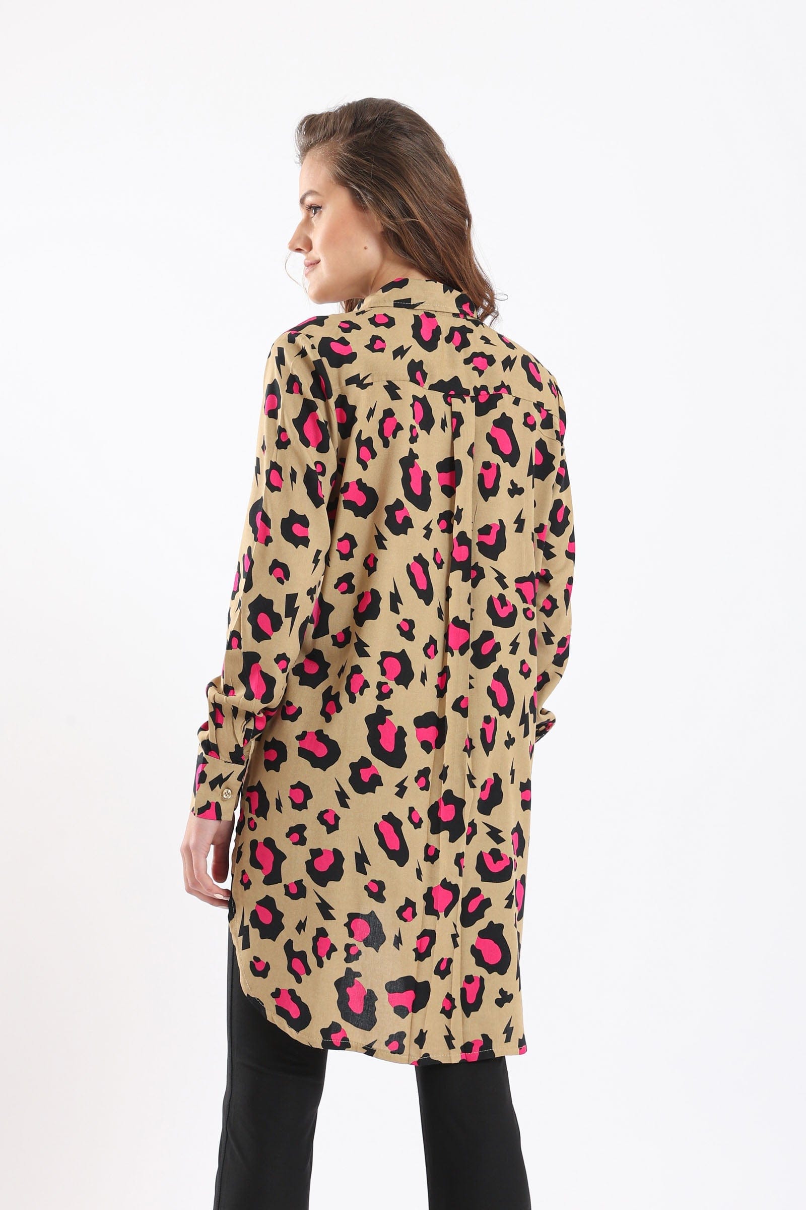 كارينا قميص بطبعة الفهد بأزرار أمامية كم طويل نسائي