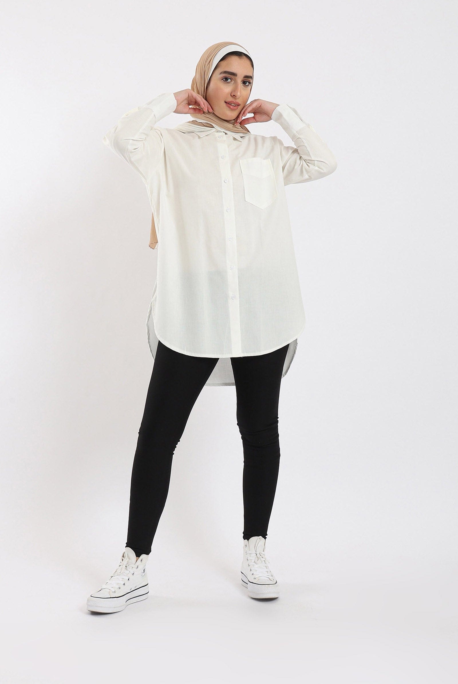 كارينا قميص سادة بأزرار أمامية واسع كم طويل نسائي