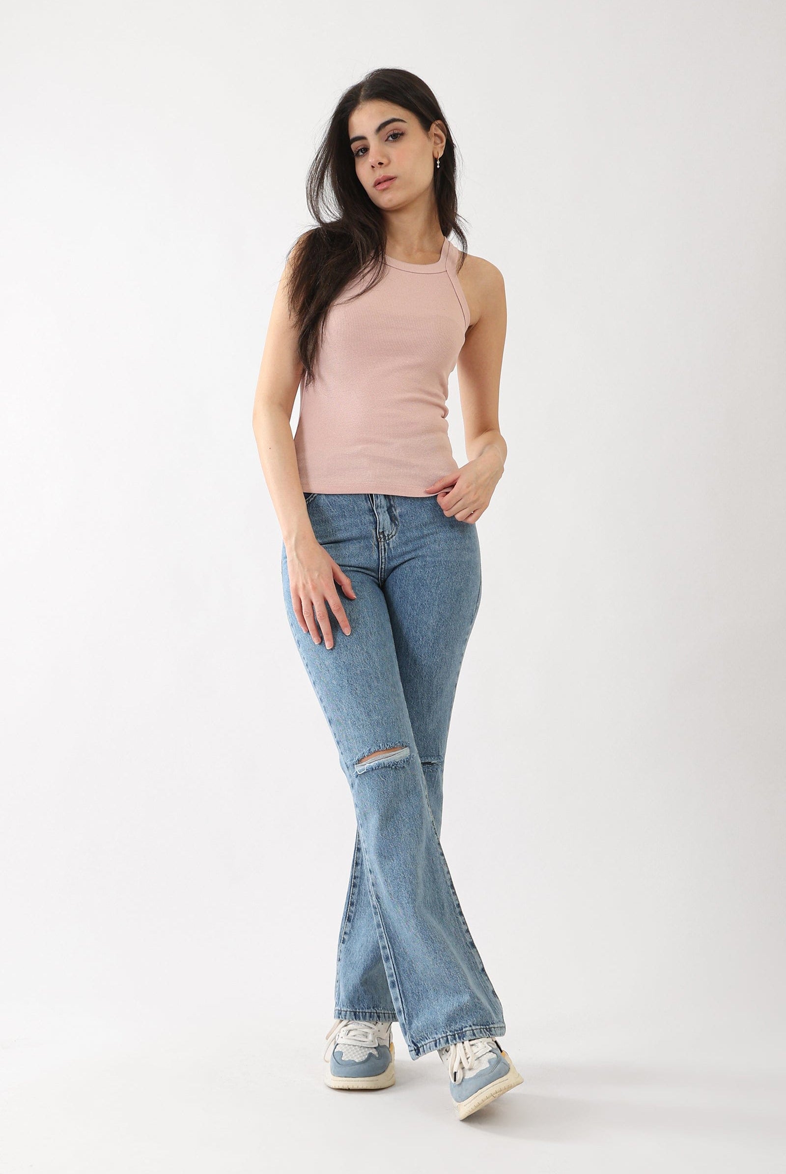 كارينا توب حمالة مضلع بقصة ضيقة