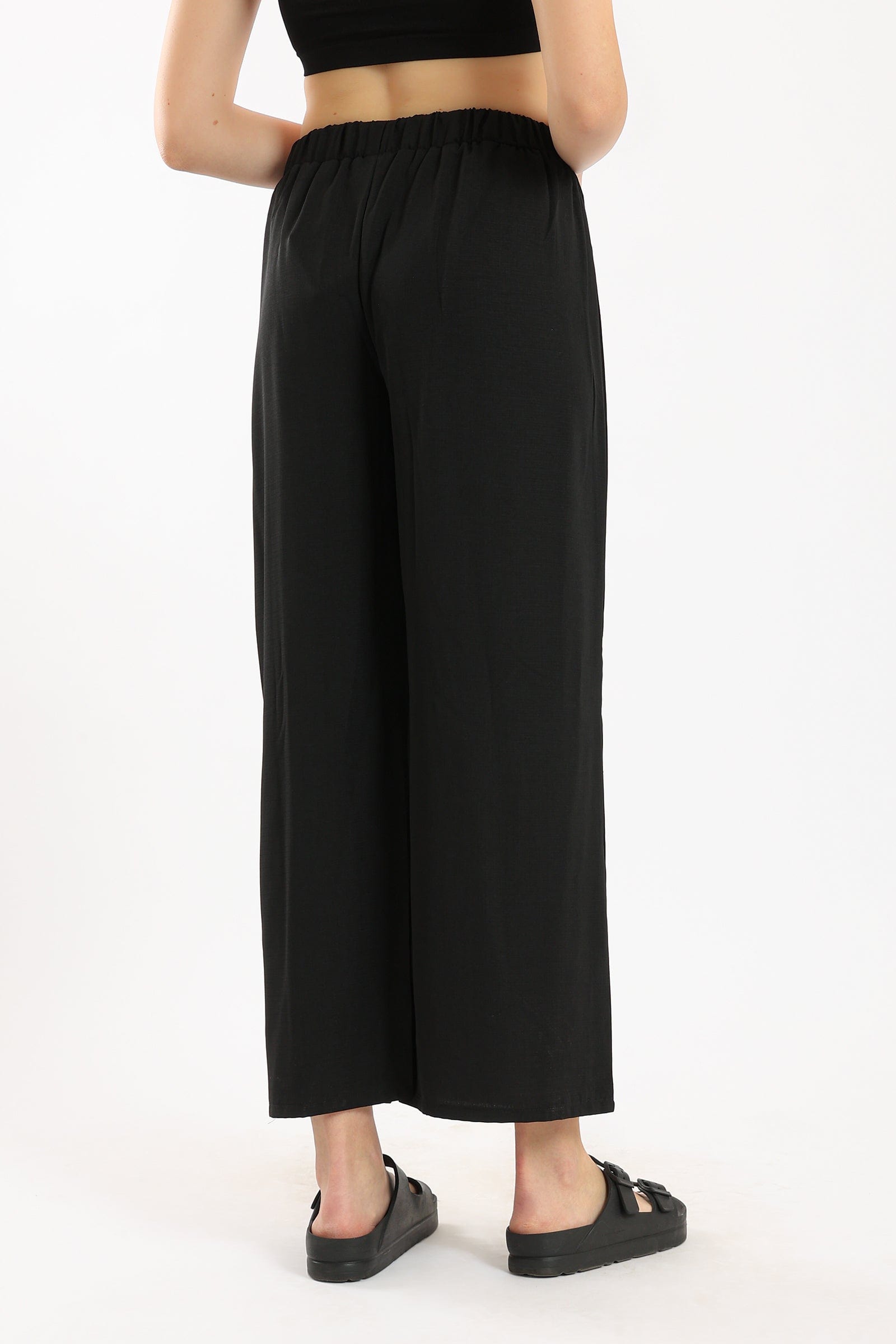 كارينا بنطلون وايد ليج سادة بخصر مطاطي