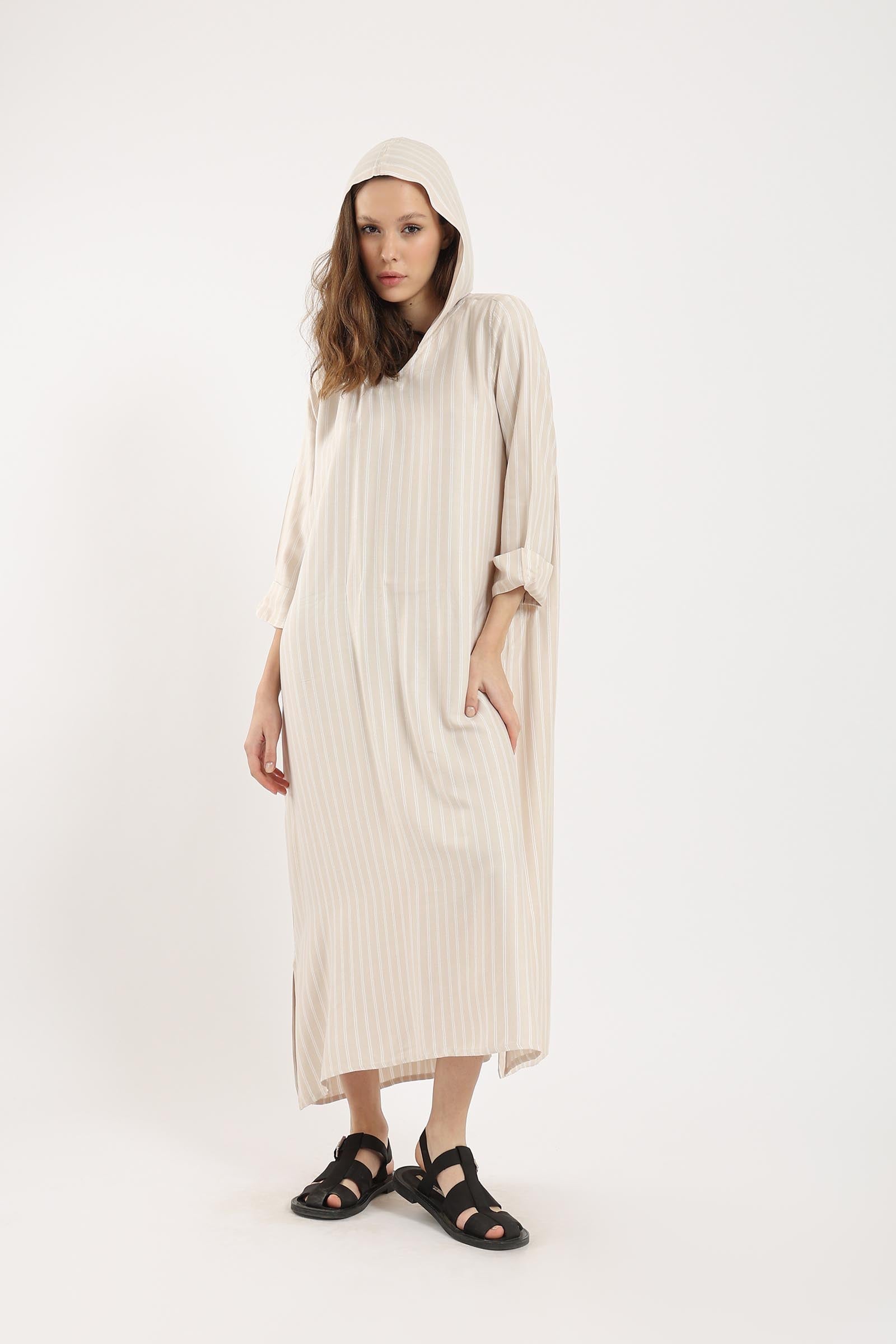 كارينا فستان عباية مخطط بغطاء للرأس كم طويل