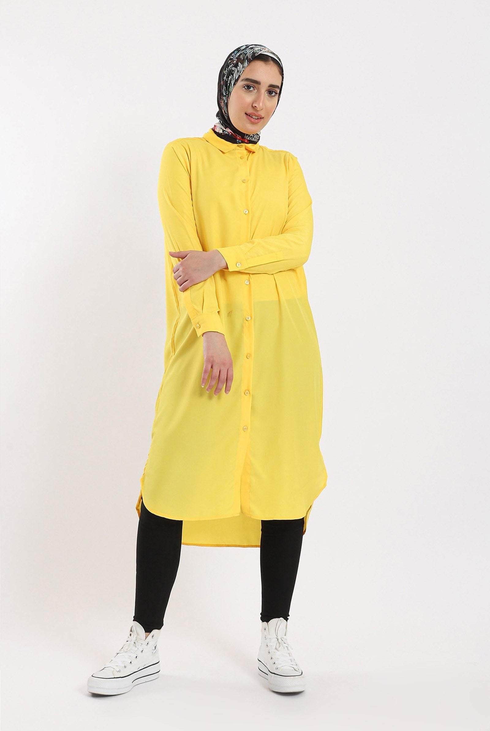 كارينا فستان قميص ميدي بأزرار أمامية بأكمام طويلة