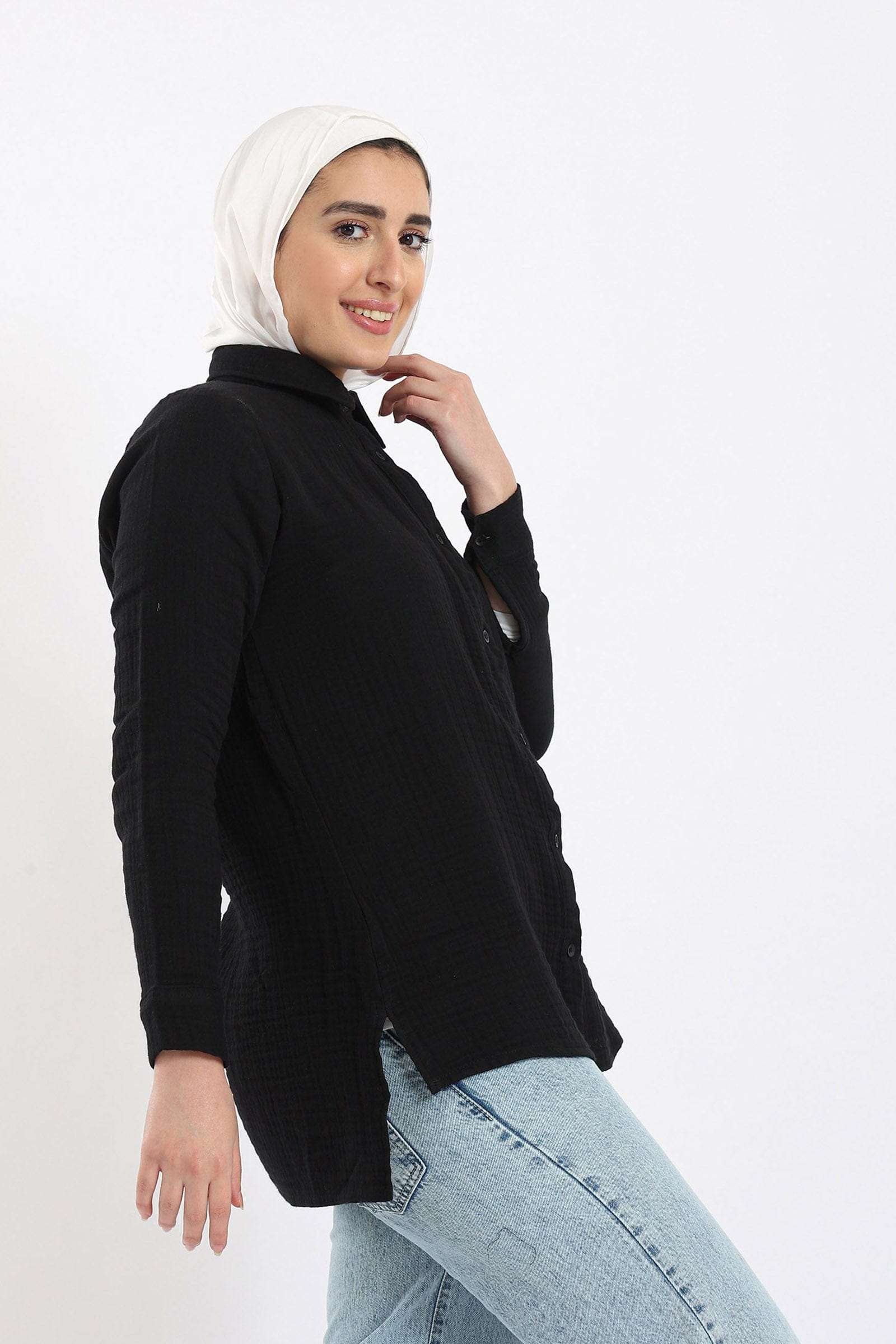 قميص واسع سادة بأزرار أمامية نسائي