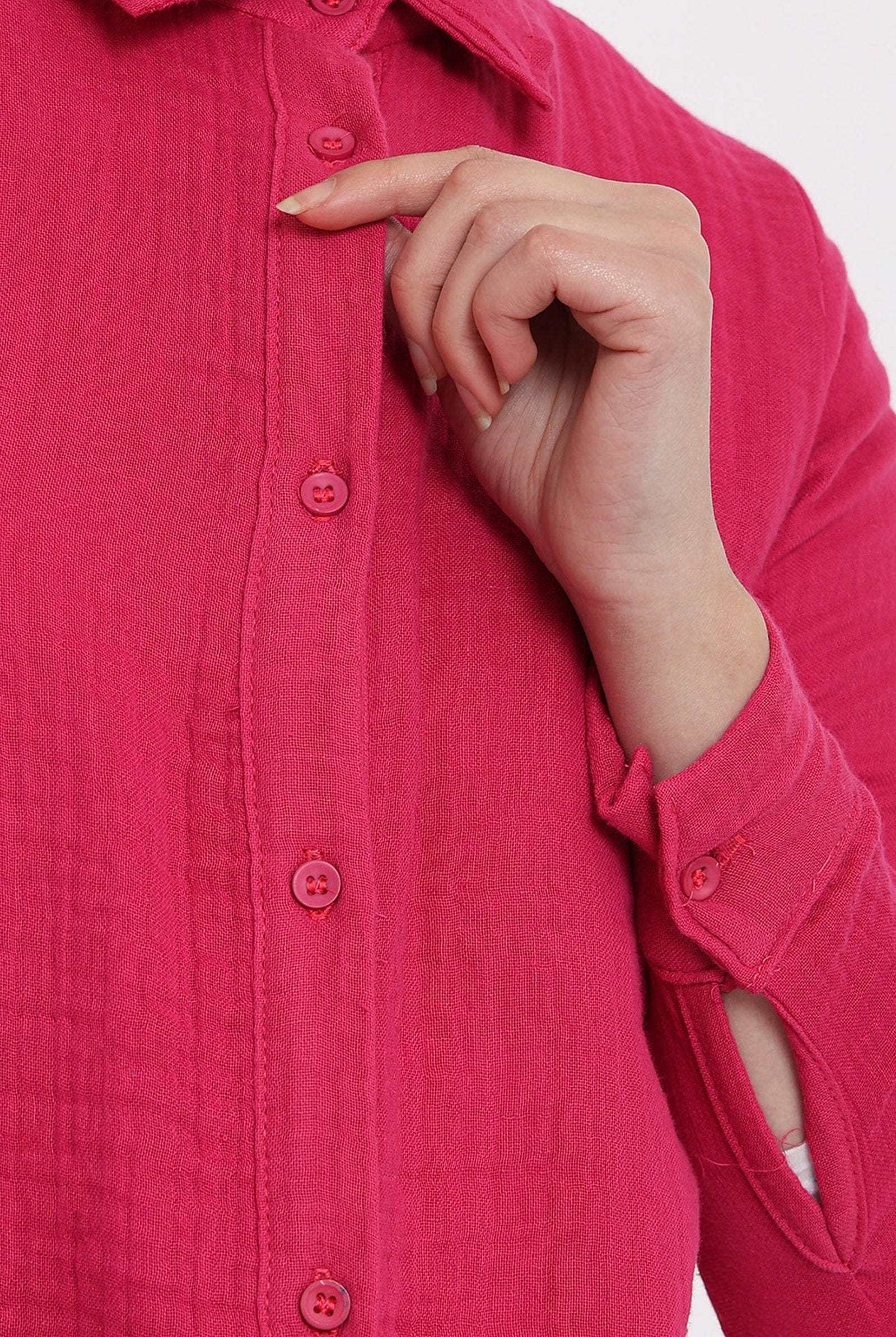 قميص واسع سادة بأزرار أمامية نسائي