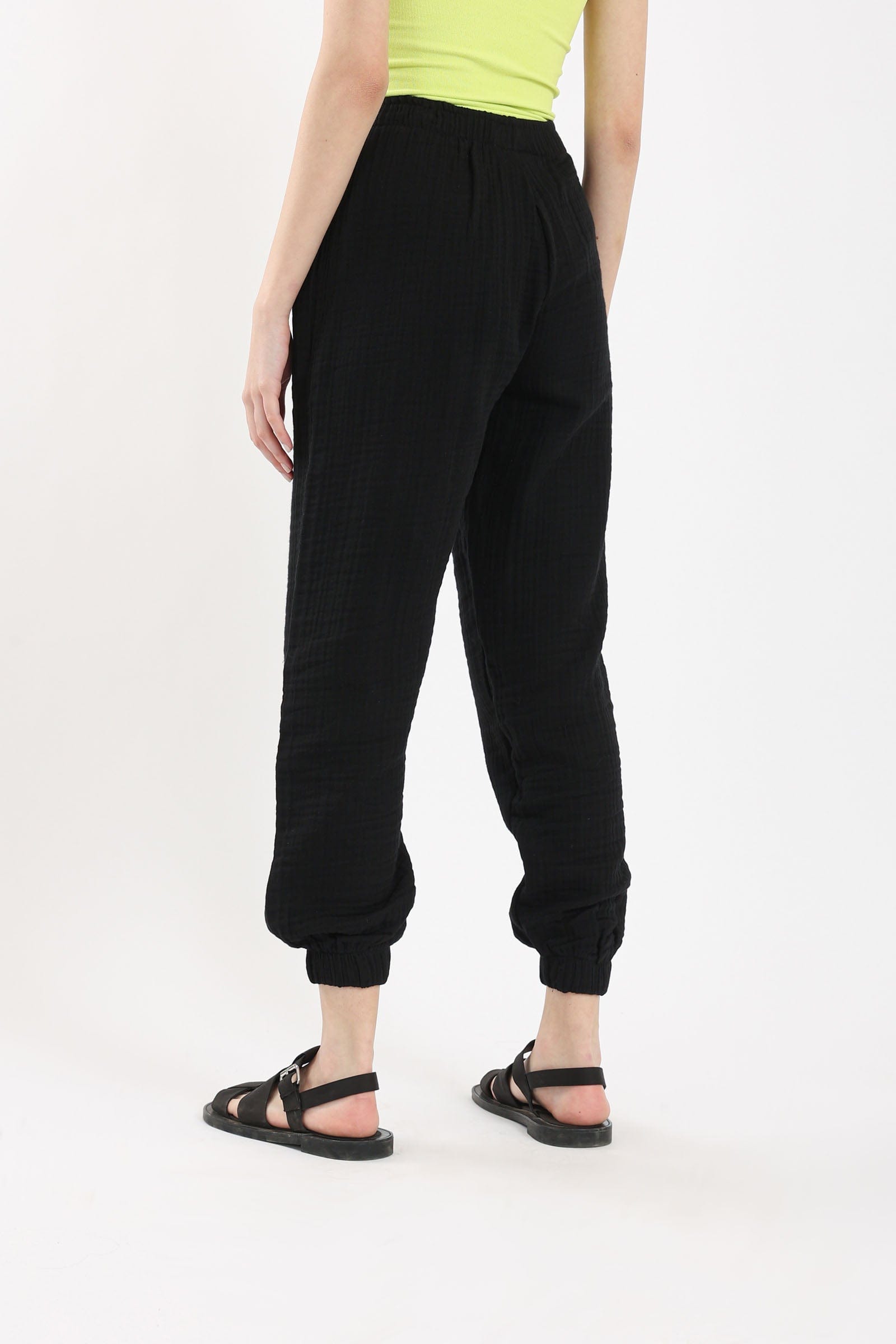 كارينا بنطلون سادة بأساور فضفاض نسائي